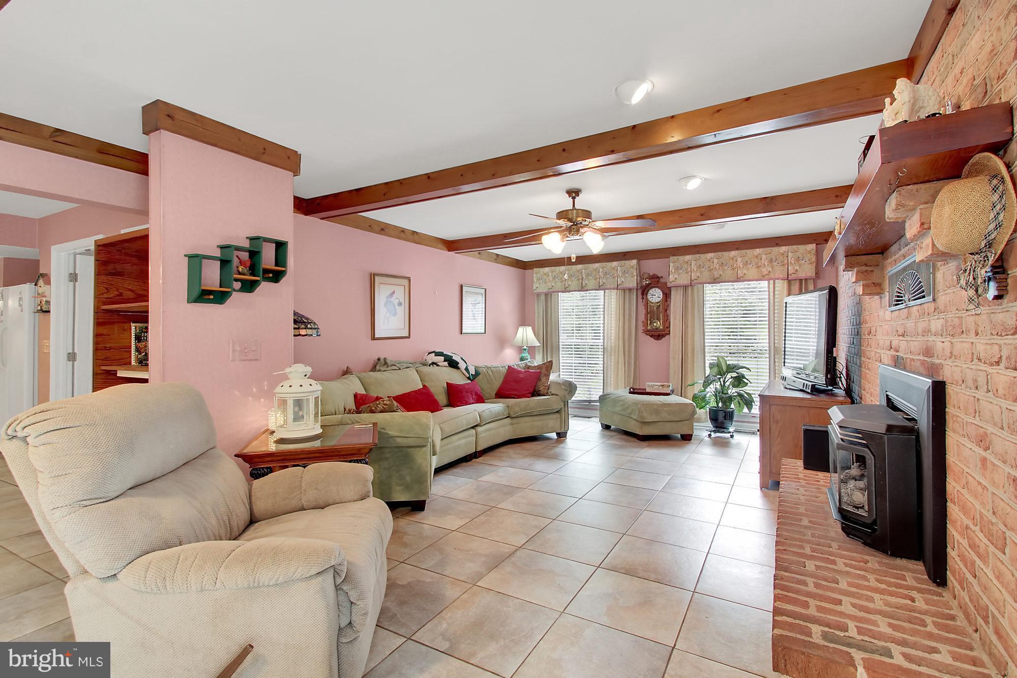 WOODFIELD - Residential