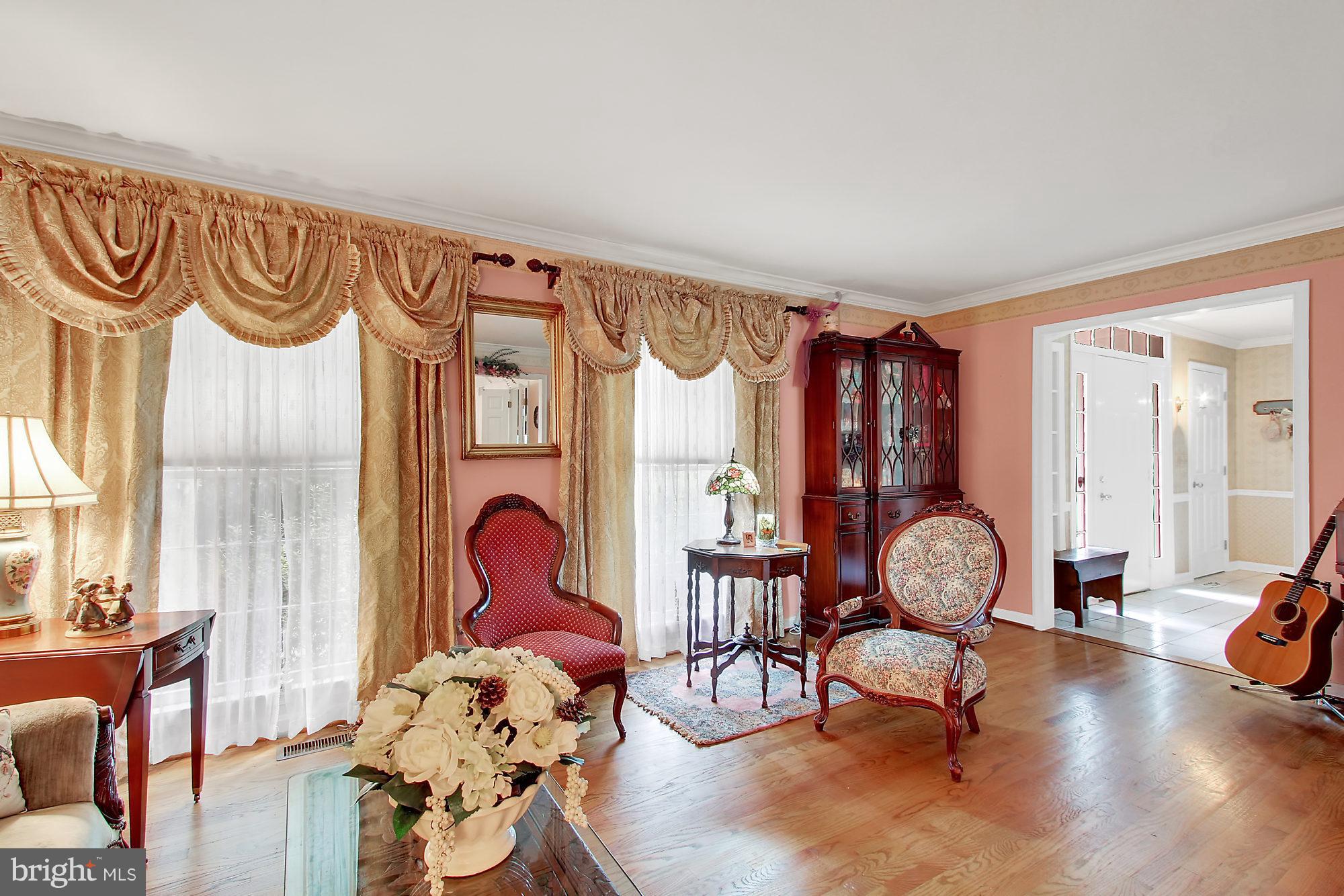 WOODFIELD - Residential