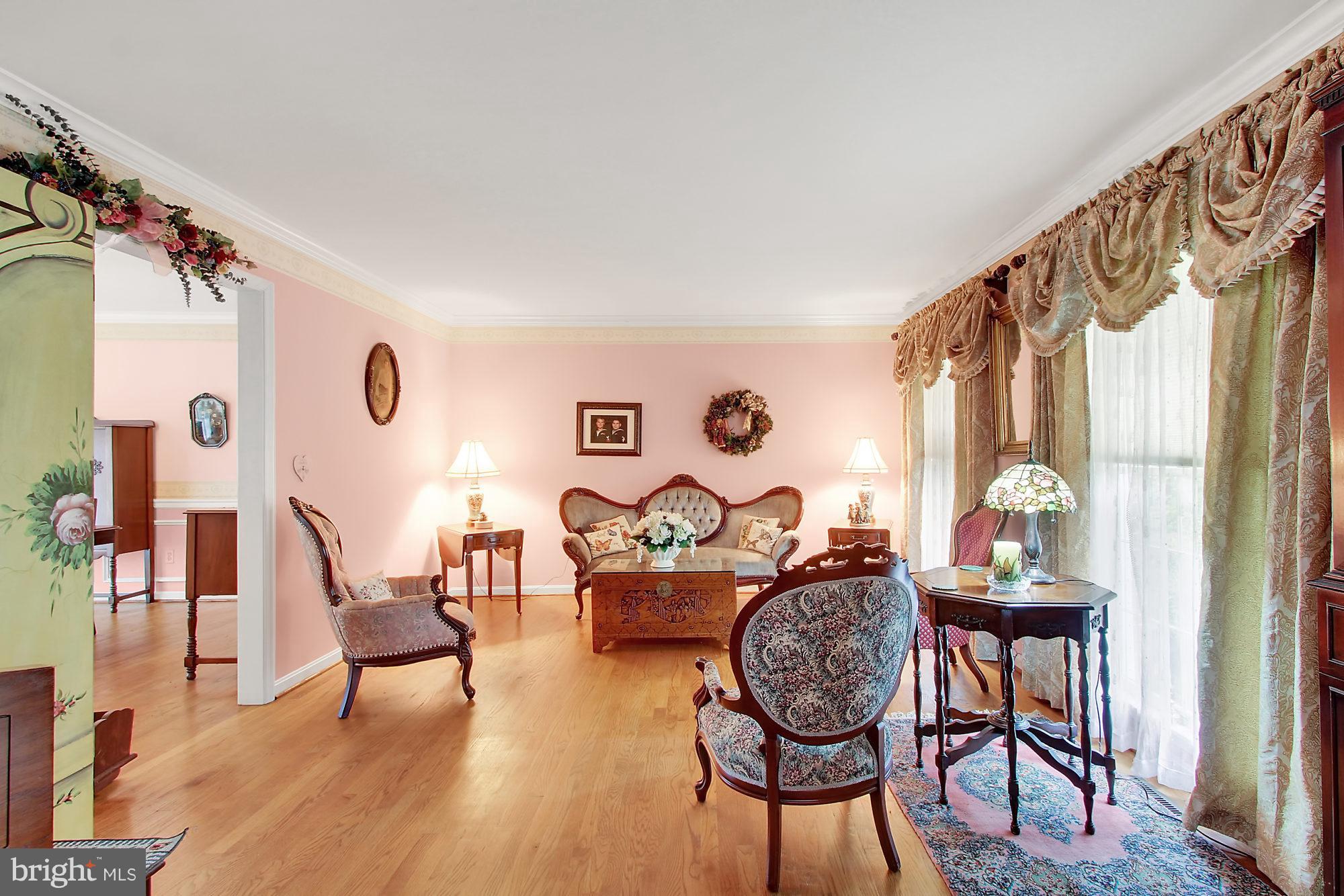 WOODFIELD - Residential