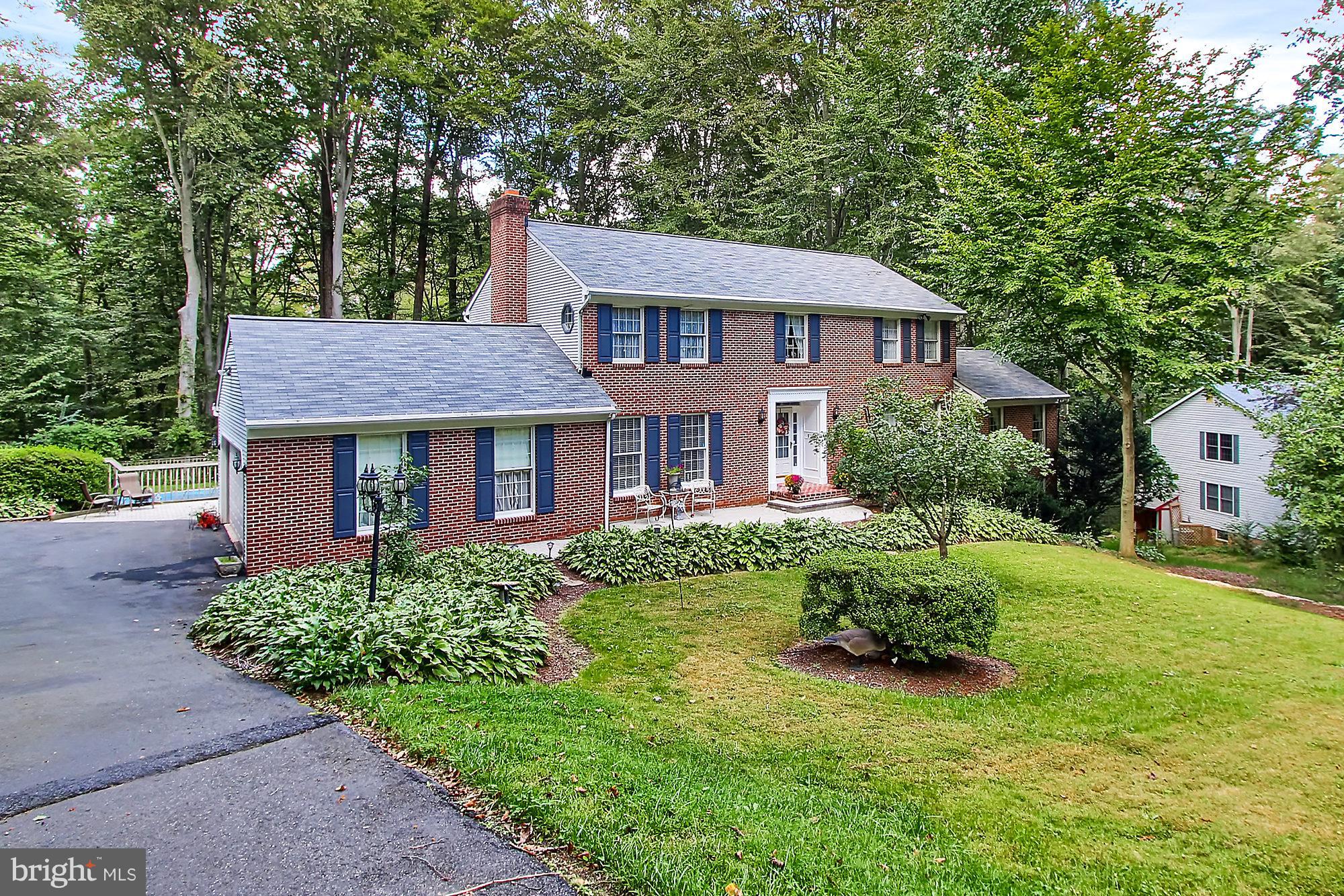 WOODFIELD - Residential