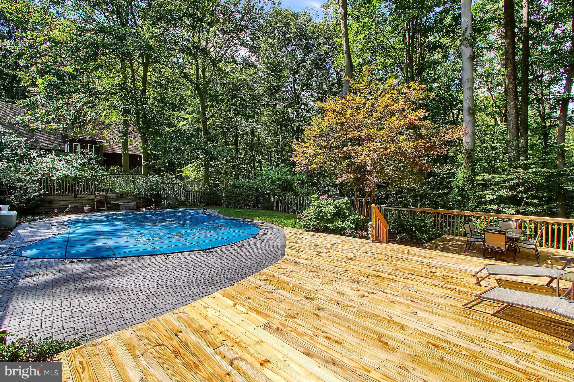 WOODFIELD - Residential