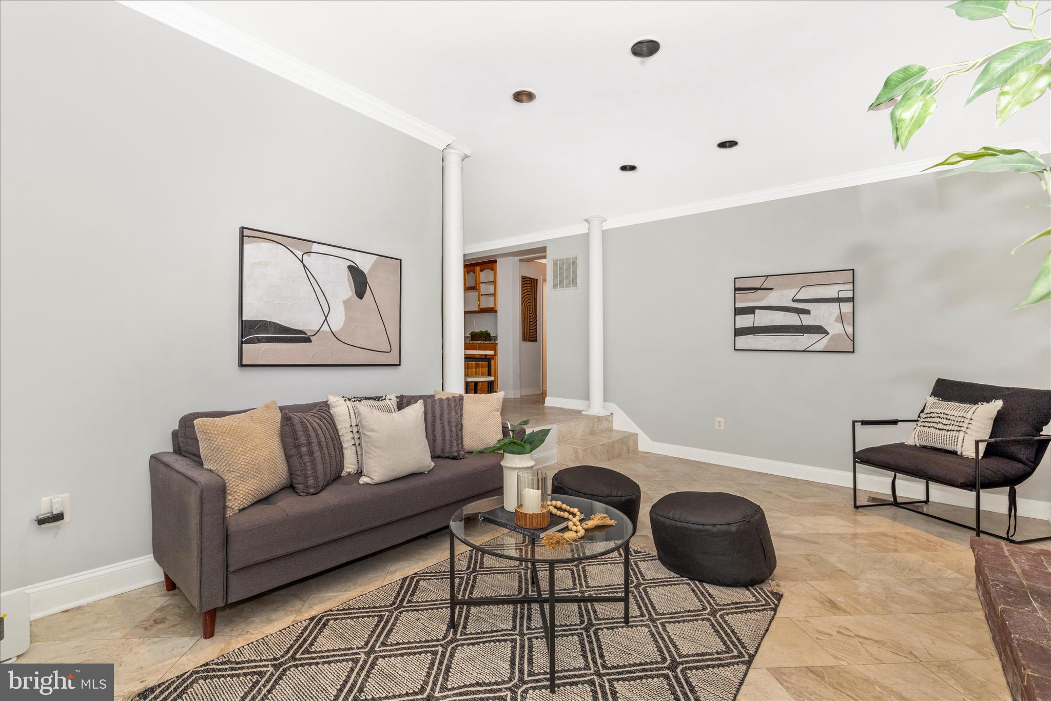 COLLEGE GARDENS - Residential