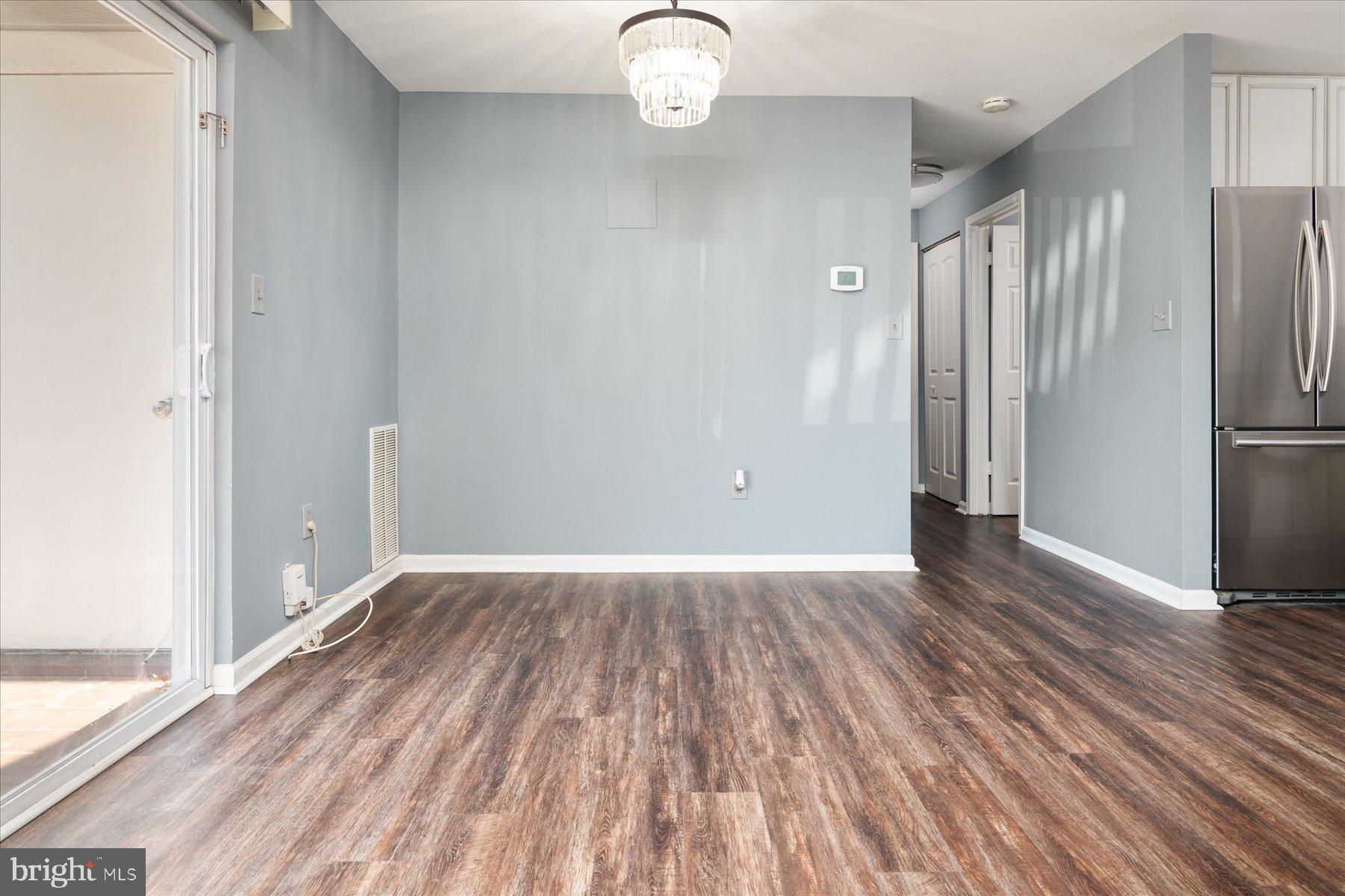 CROMWELL FOUNTAIN - Residential Lease