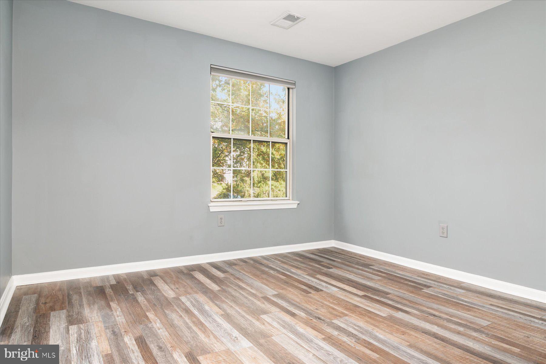 CROMWELL FOUNTAIN - Residential Lease