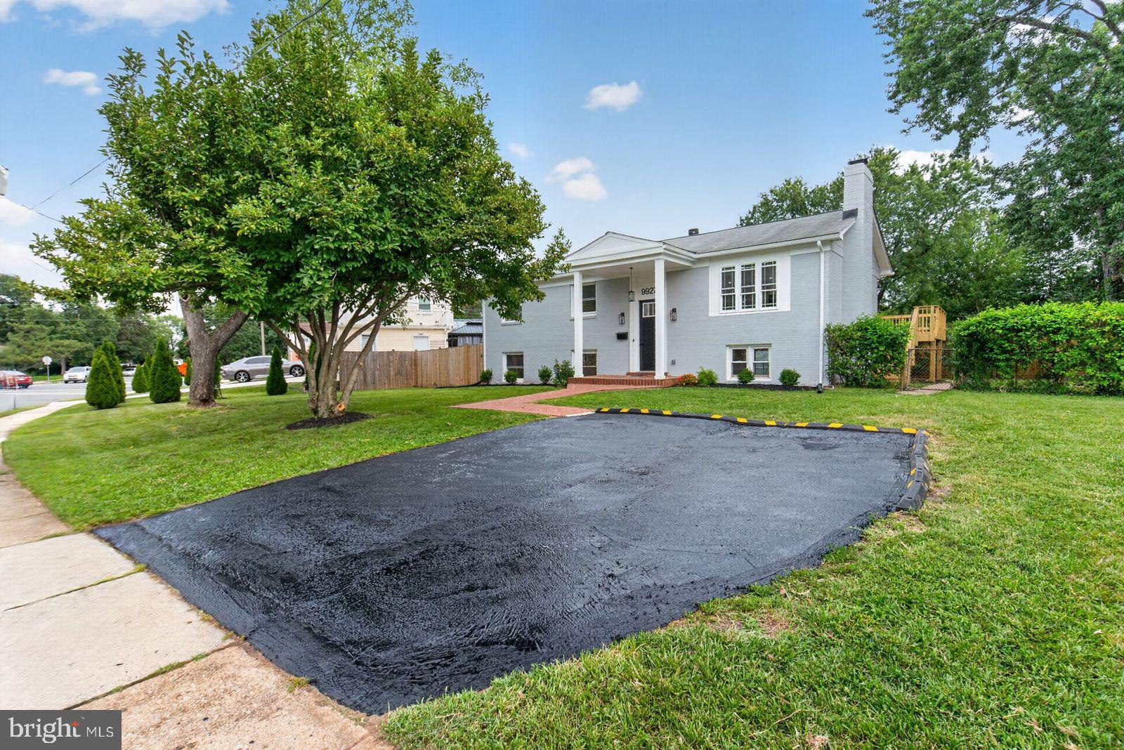 9927 PORTSMOUTH ROAD