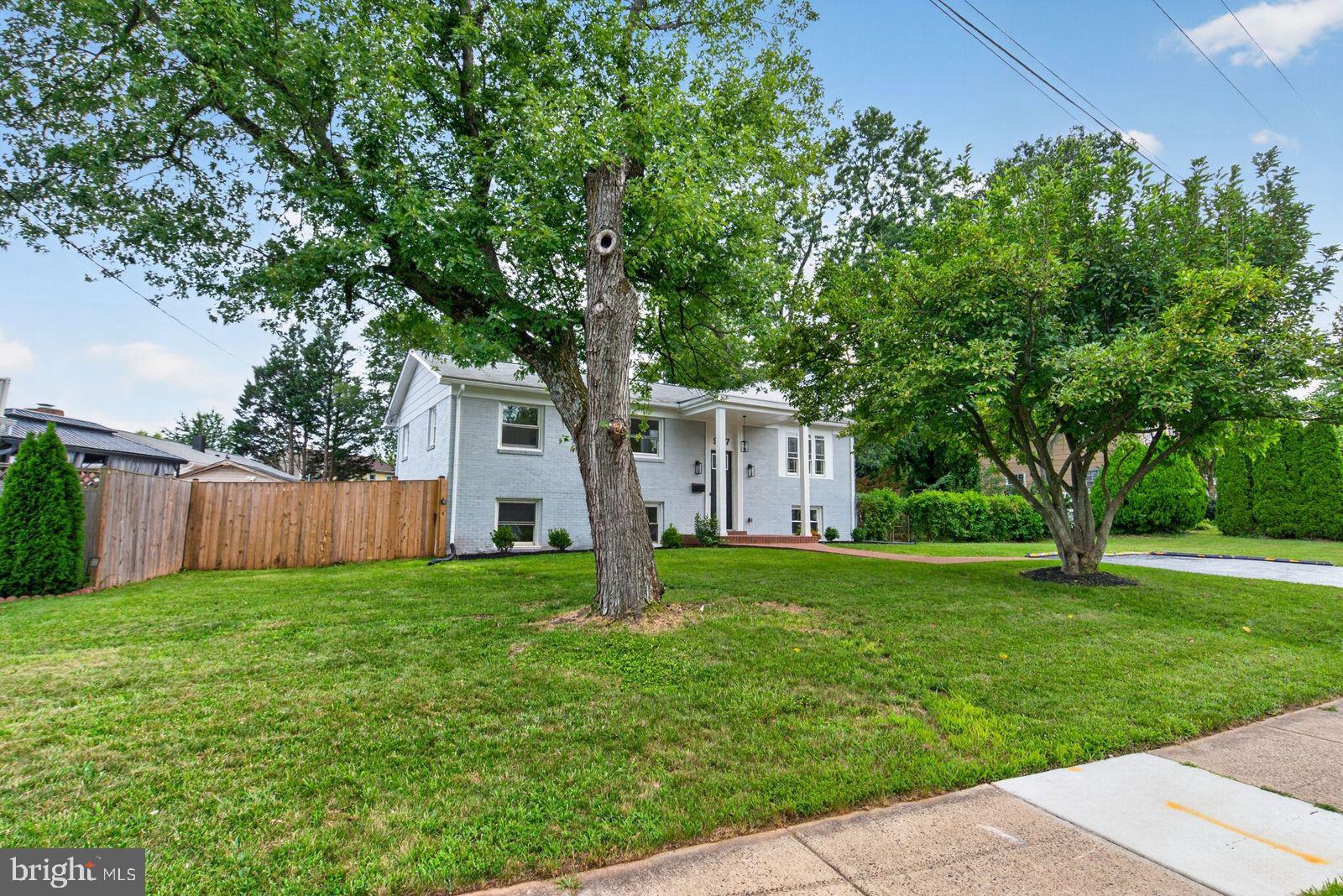 9927 PORTSMOUTH ROAD