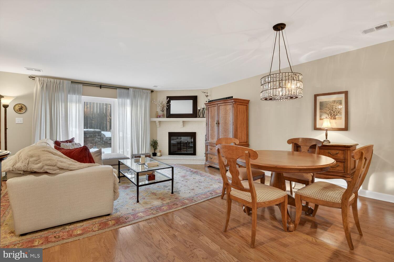 2121D N MONROE STREET