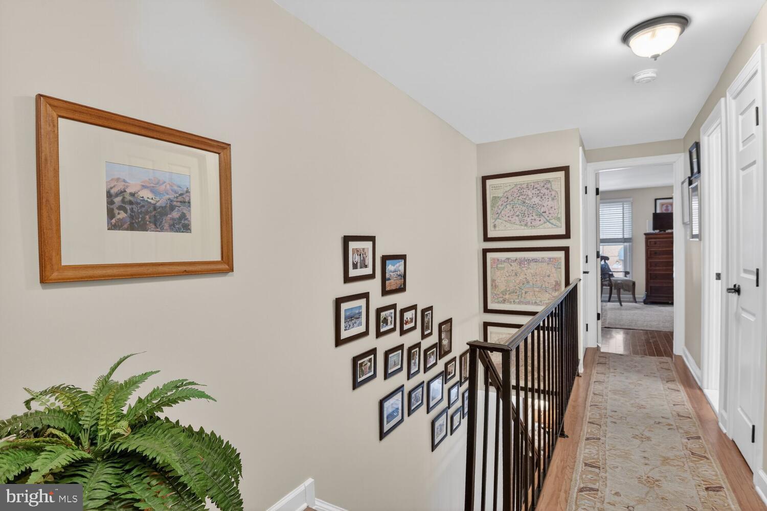 MAYWOOD - Residential