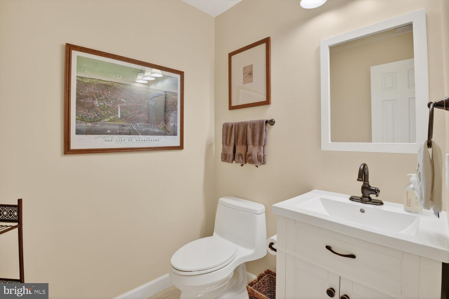 MAYWOOD - Residential