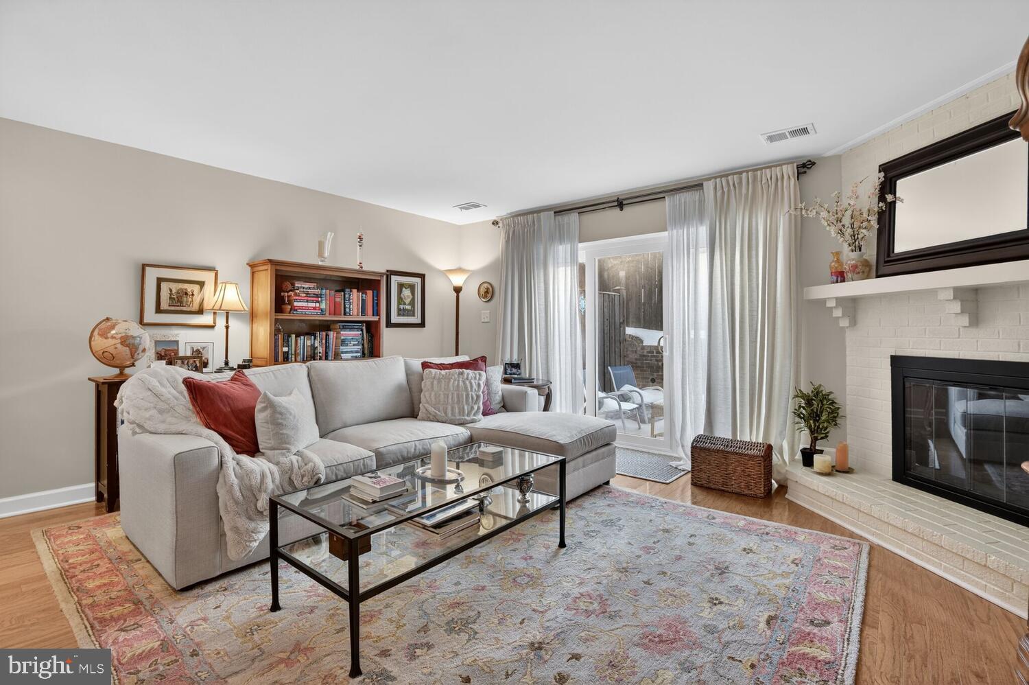 2121D N MONROE STREET