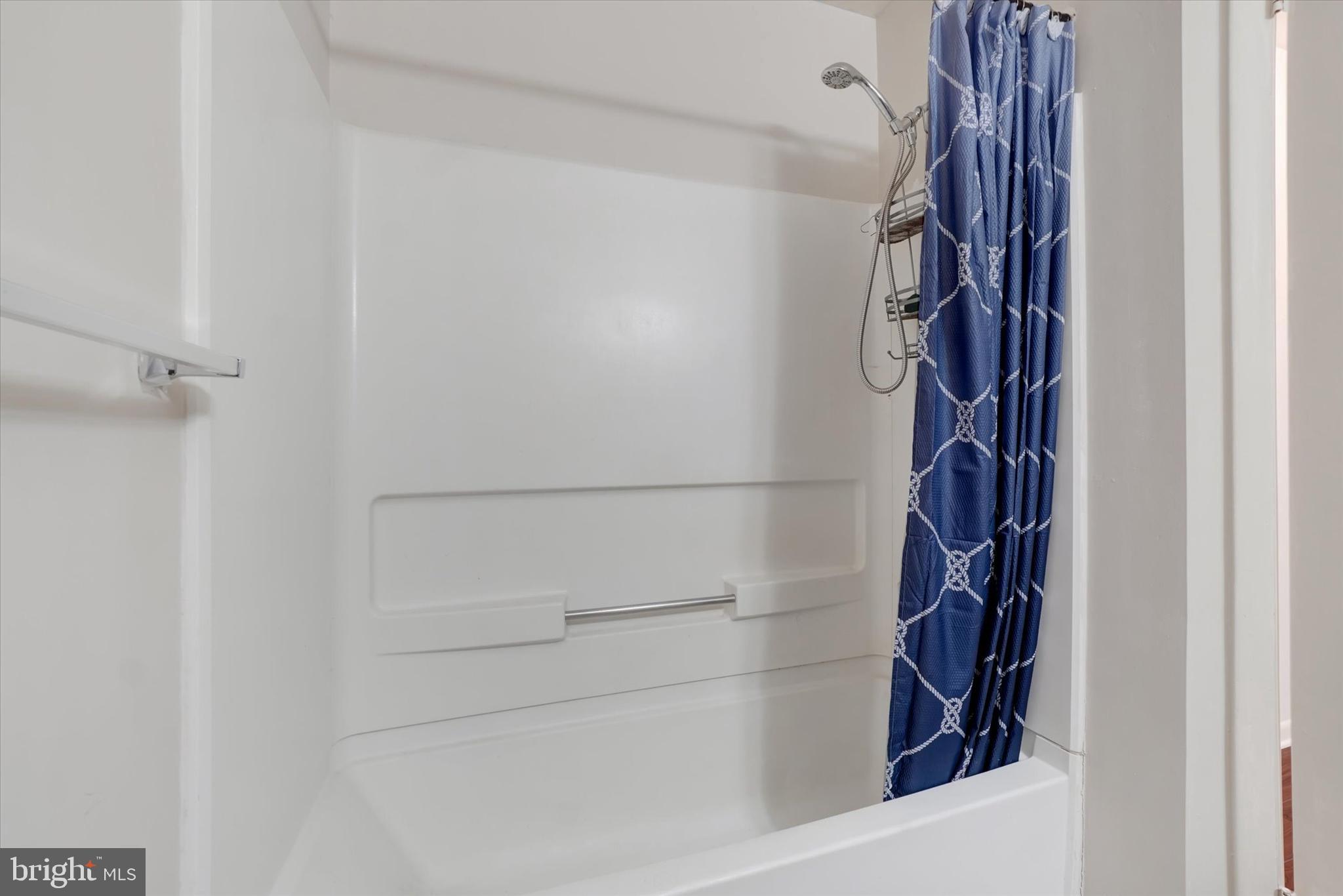 SPRINGETTSBURY TWP - Residential