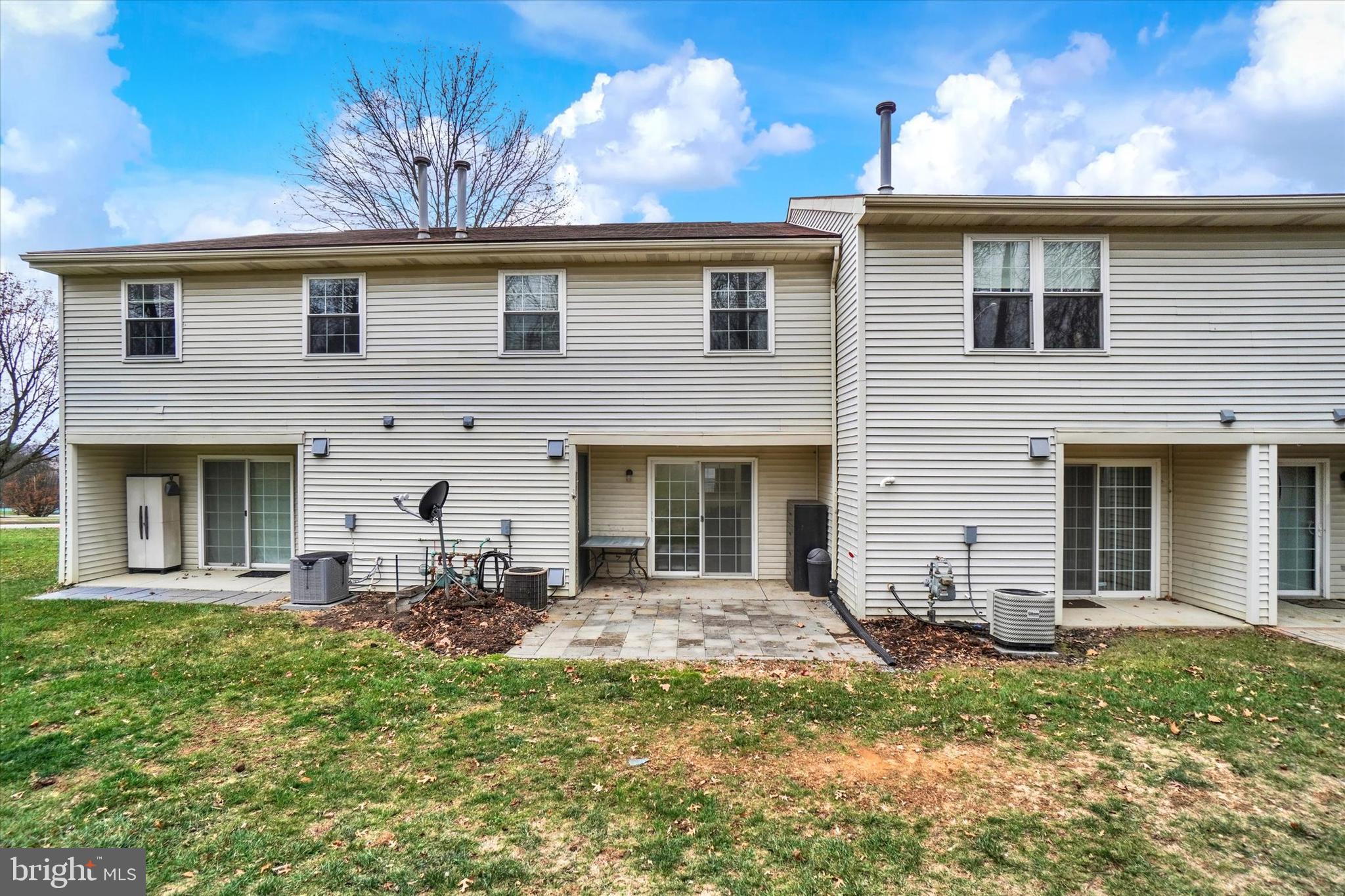 SPRINGETTSBURY TWP - Residential