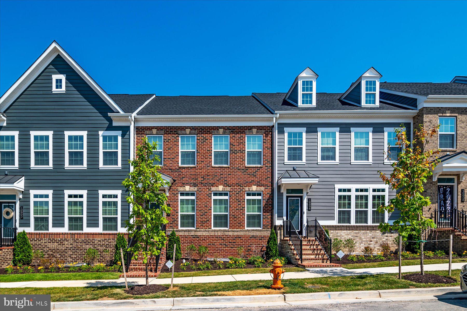 GREENLEIGH AT CROSSROADS - Residential