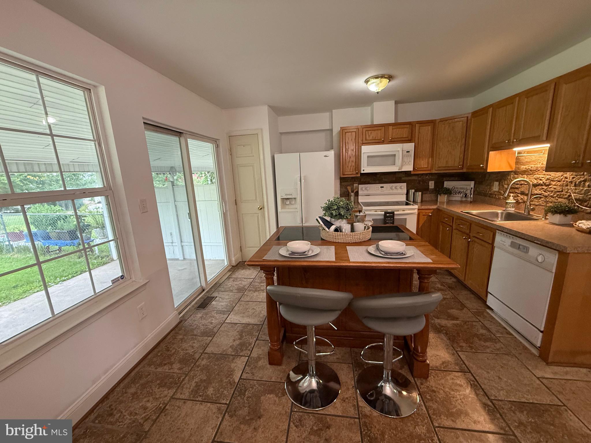 ROSEDALE GATE - Residential Lease