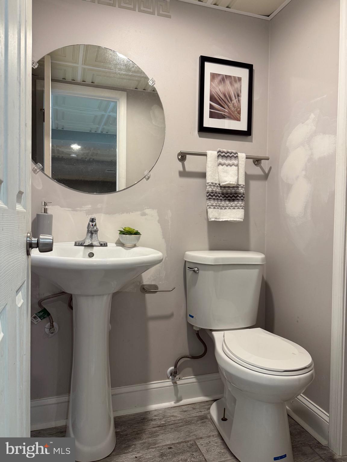 ROSEDALE GATE - Residential Lease