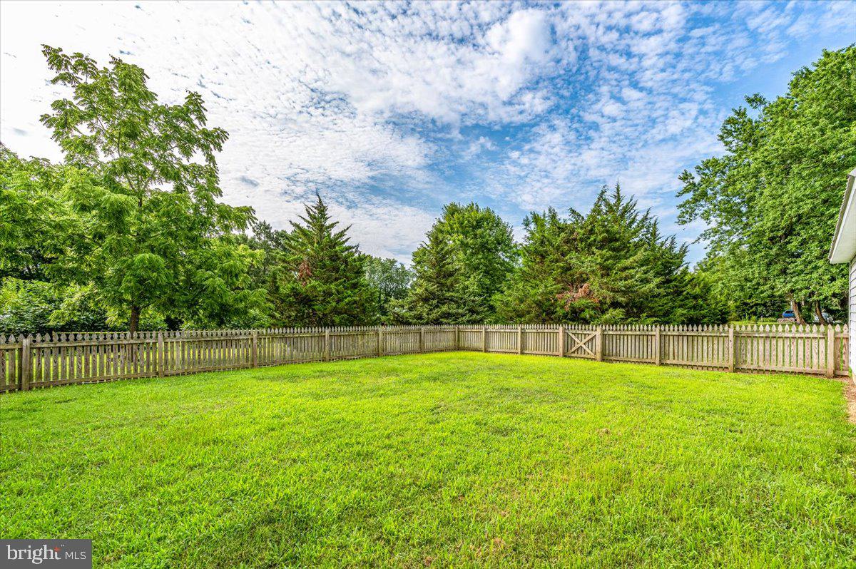 WALNUT HILL - Residential