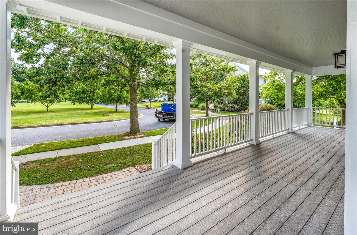 WALNUT HILL - Residential