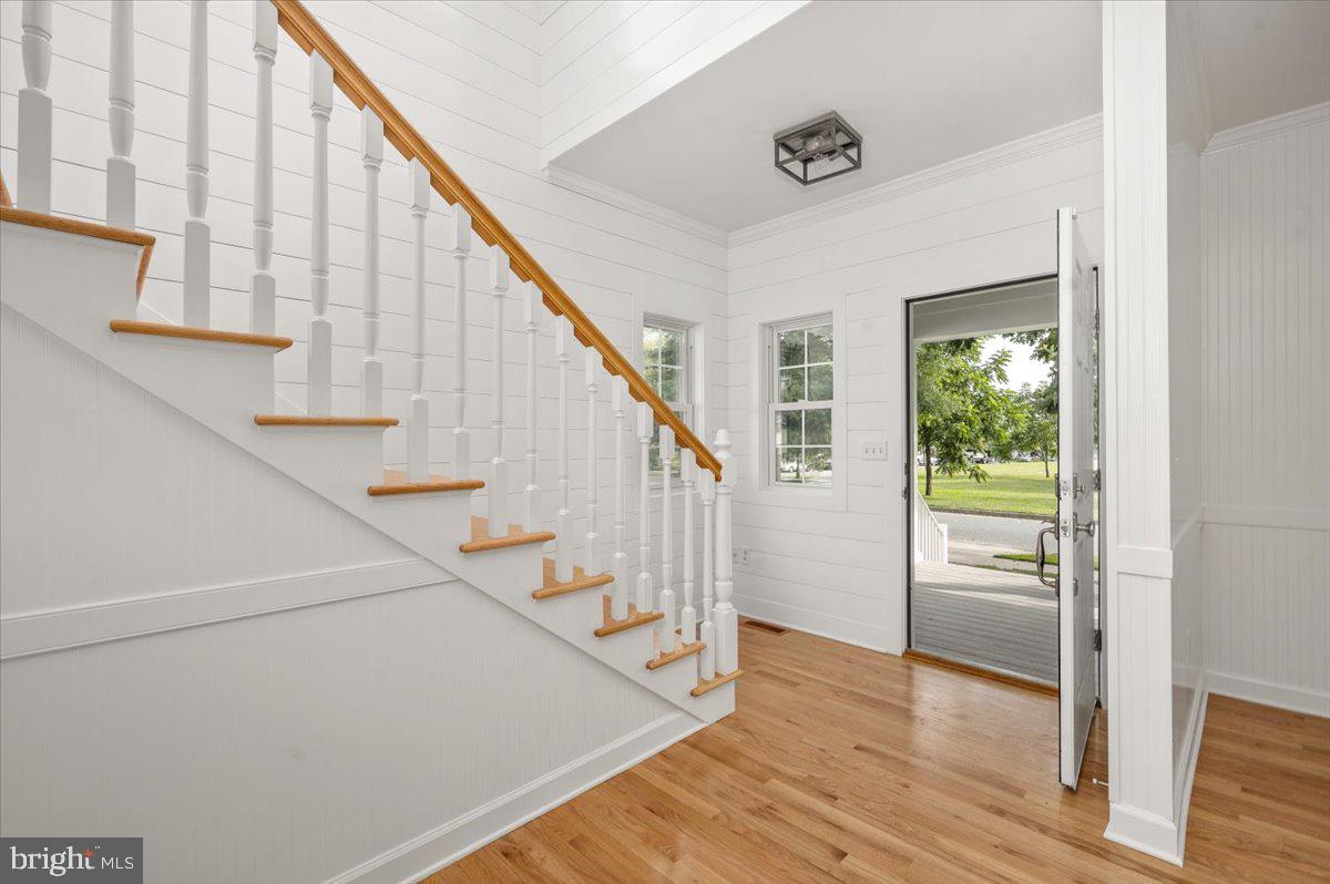 WALNUT HILL - Residential