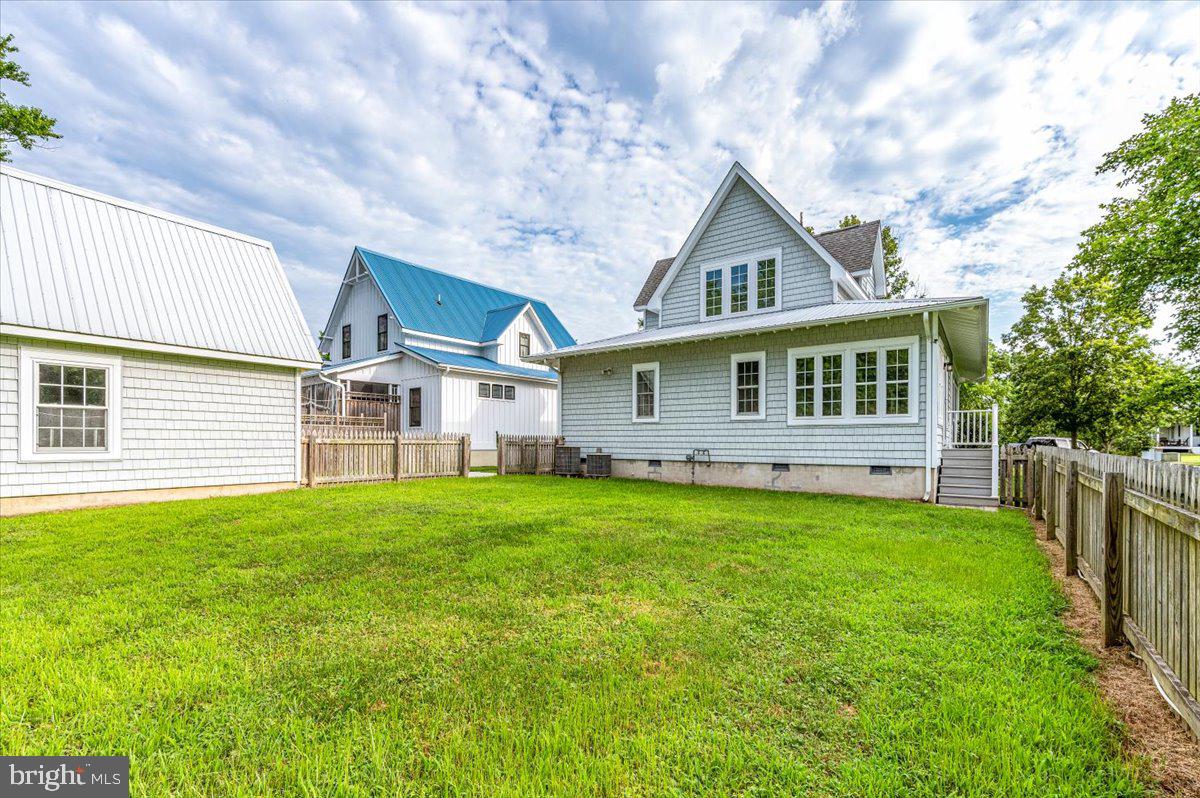 WALNUT HILL - Residential