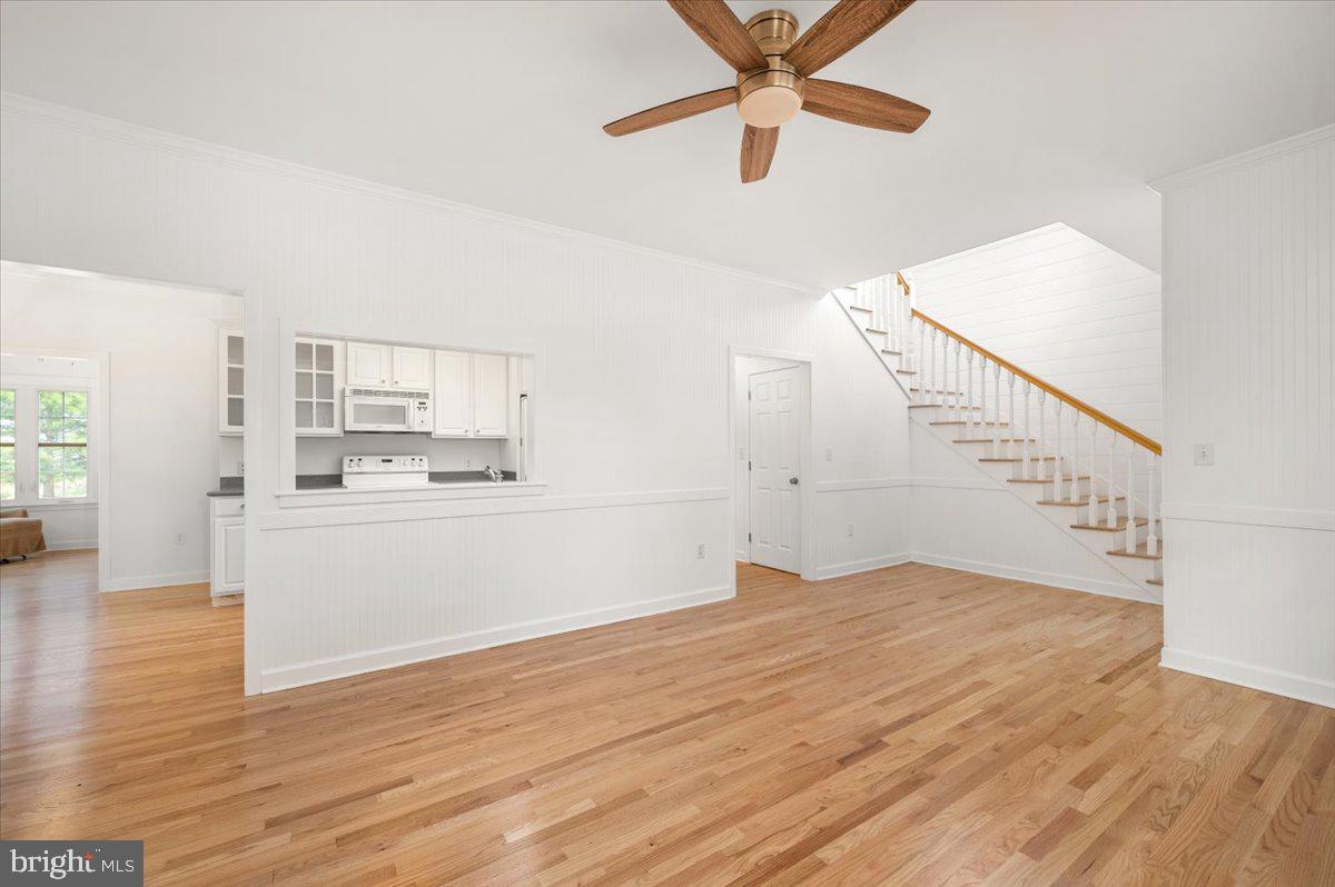 WALNUT HILL - Residential