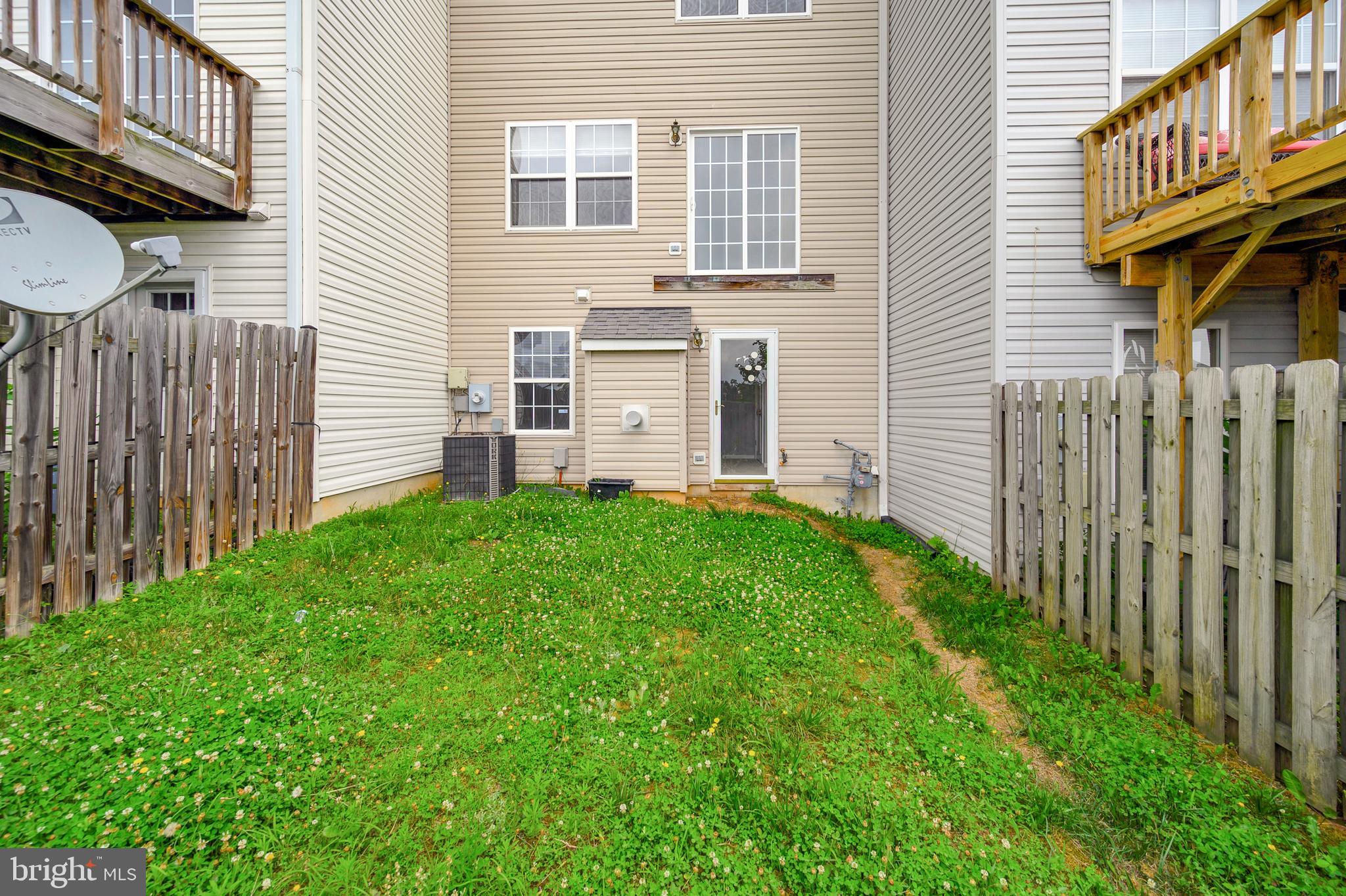 SALEM FIELDS - Residential