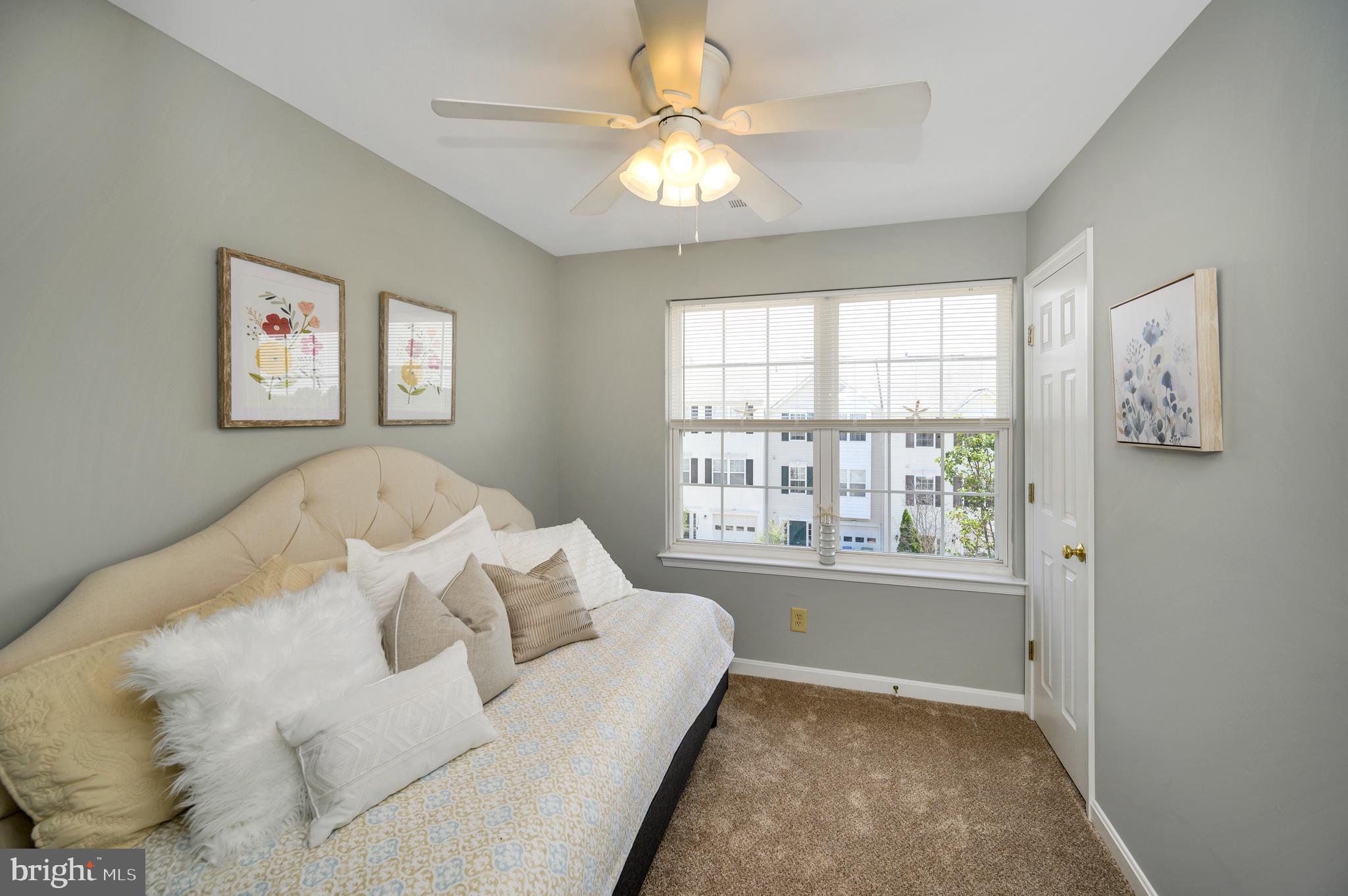 SALEM FIELDS - Residential