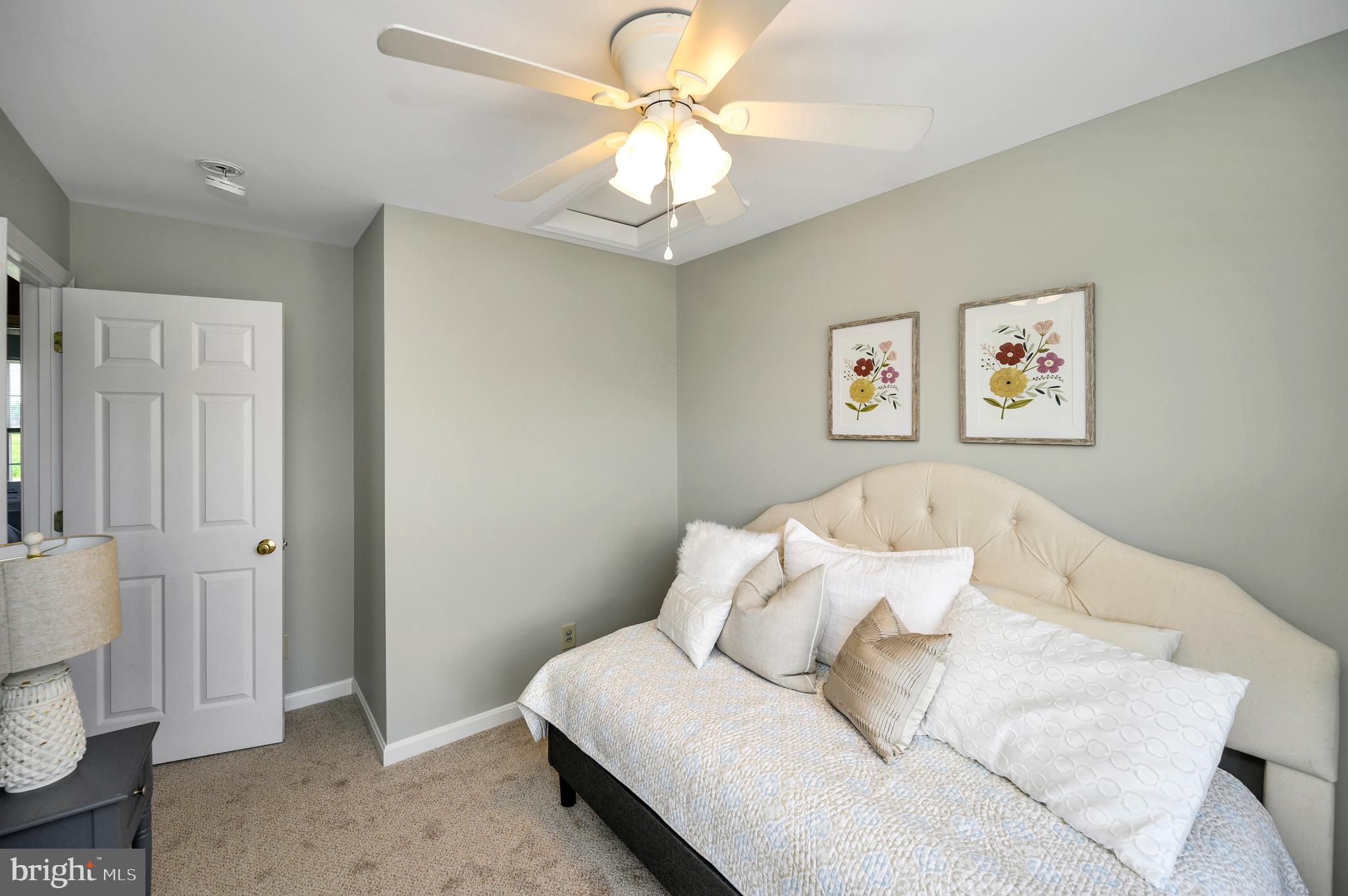 SALEM FIELDS - Residential