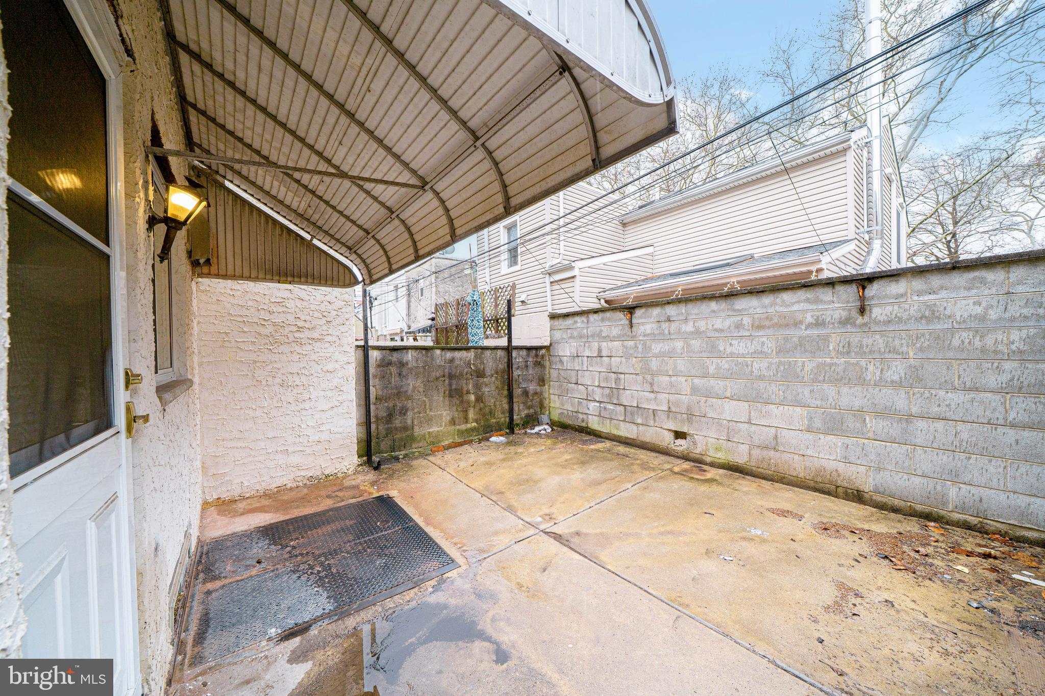 DICKINSON NARROWS - Residential