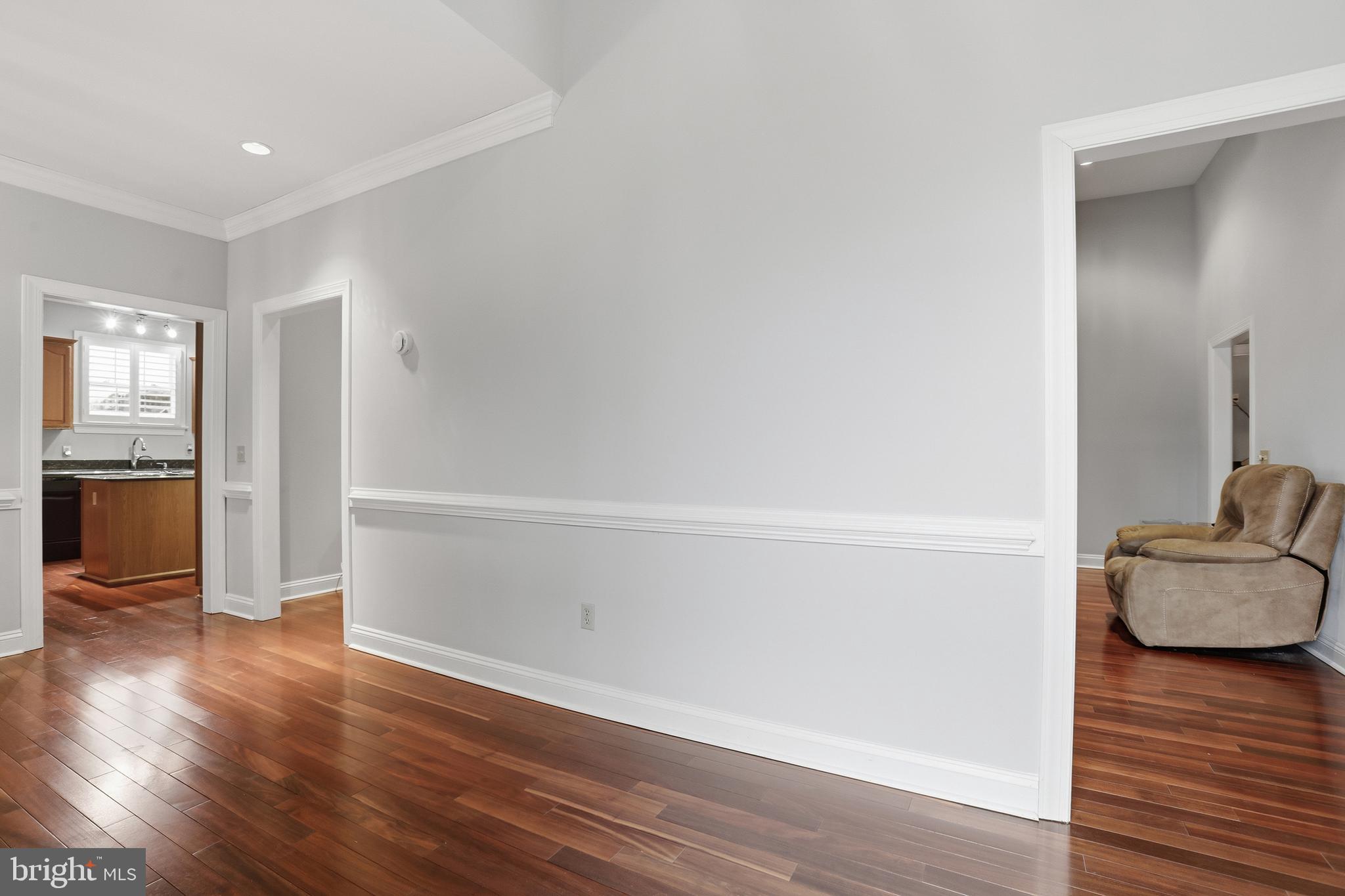 6909 TOWER OF LONDON DRIVE