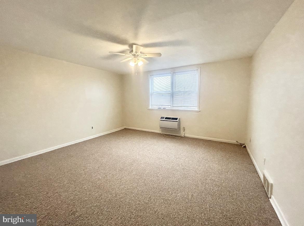 OVERBROOK - Residential Lease