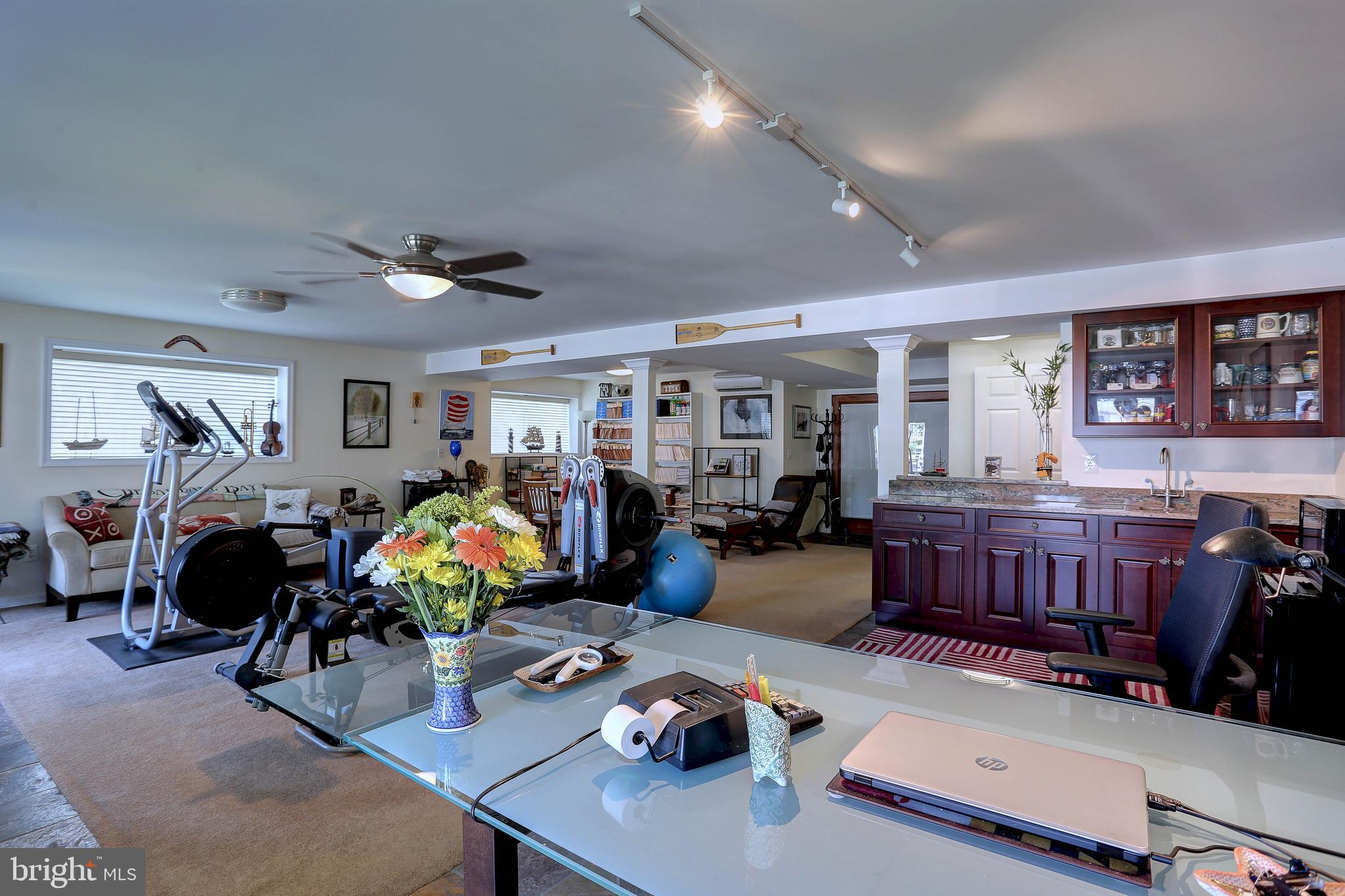 PINE WHIFF BEACH - Residential