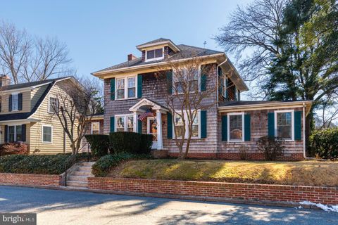 102 W EARLE AVENUE EASTON MD 21601