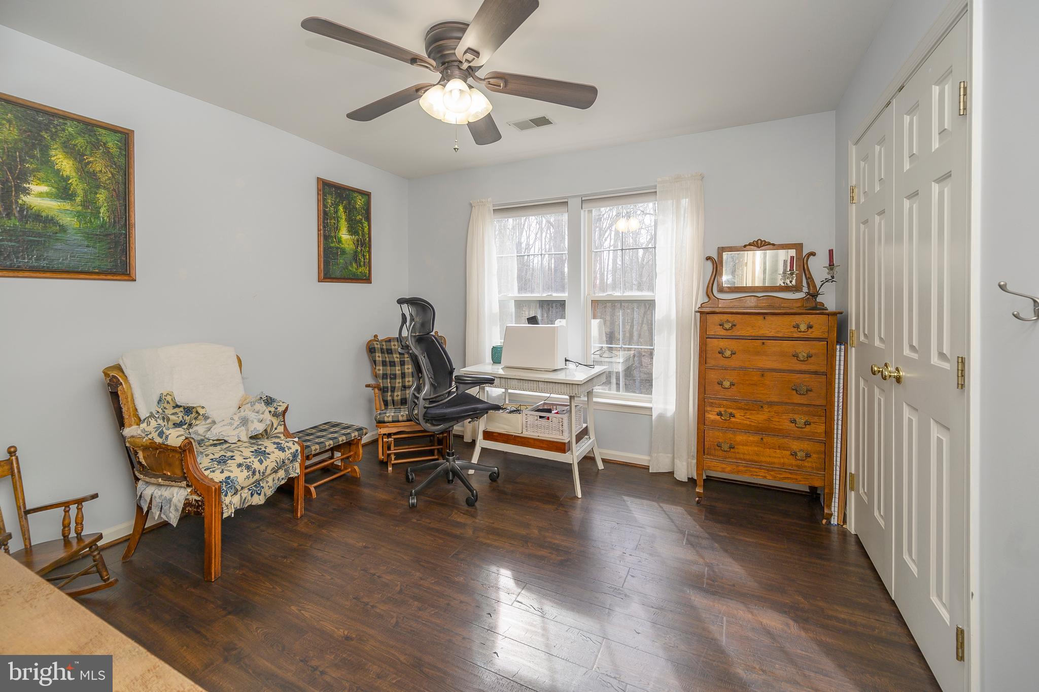 SHELTONS RUN - Residential