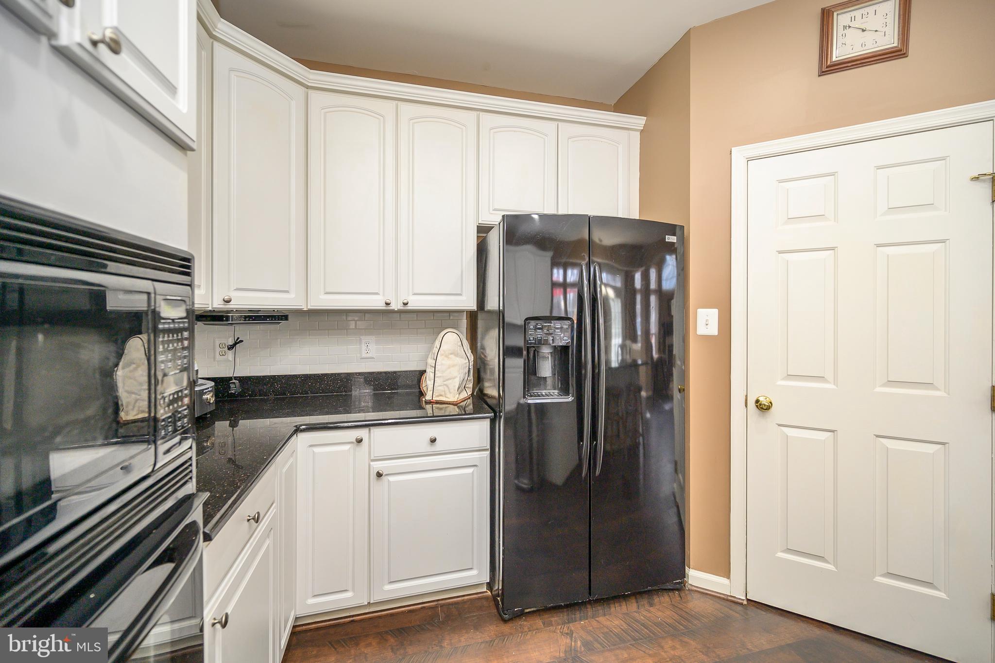 SHELTONS RUN - Residential