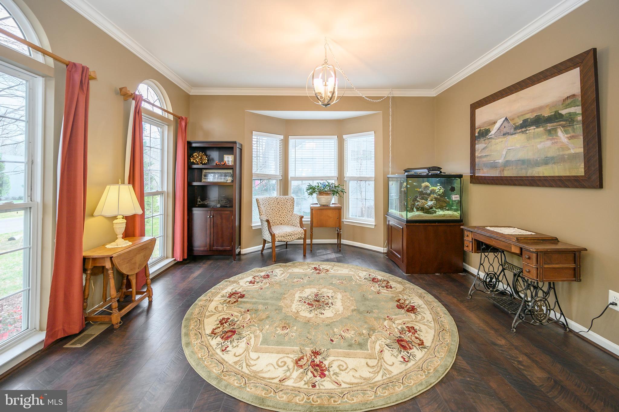 SHELTONS RUN - Residential