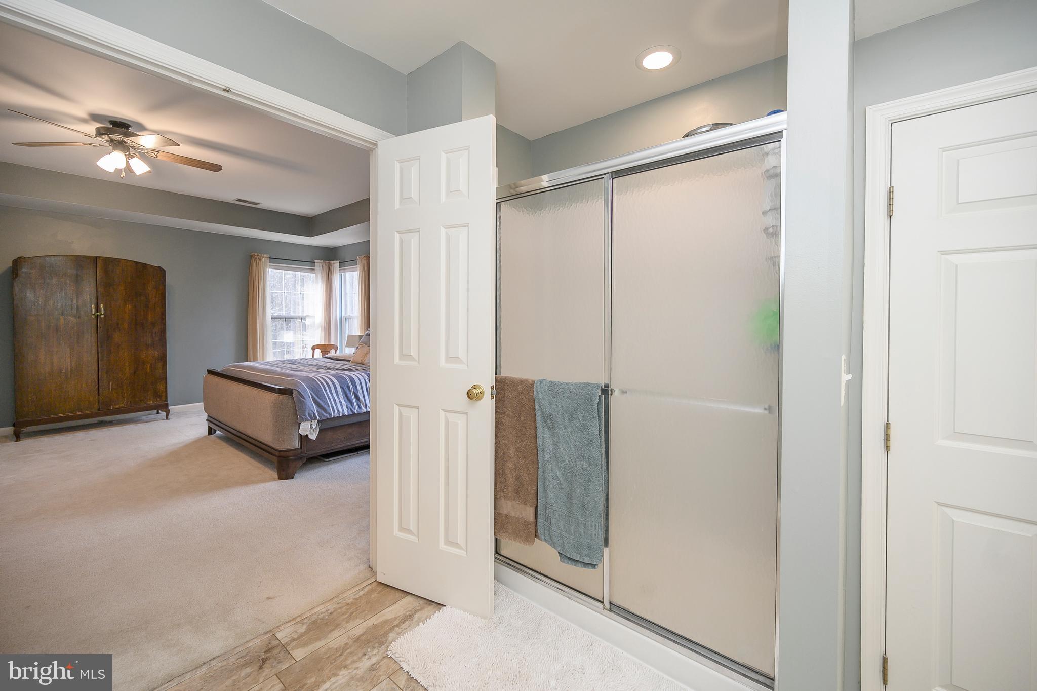 SHELTONS RUN - Residential