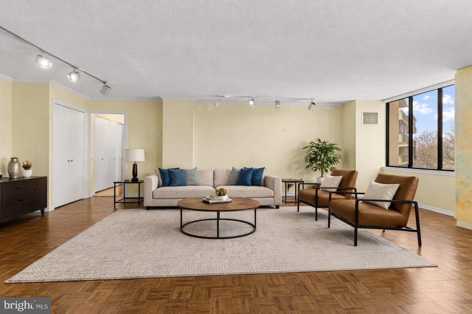 ELKINS PARK - Residential