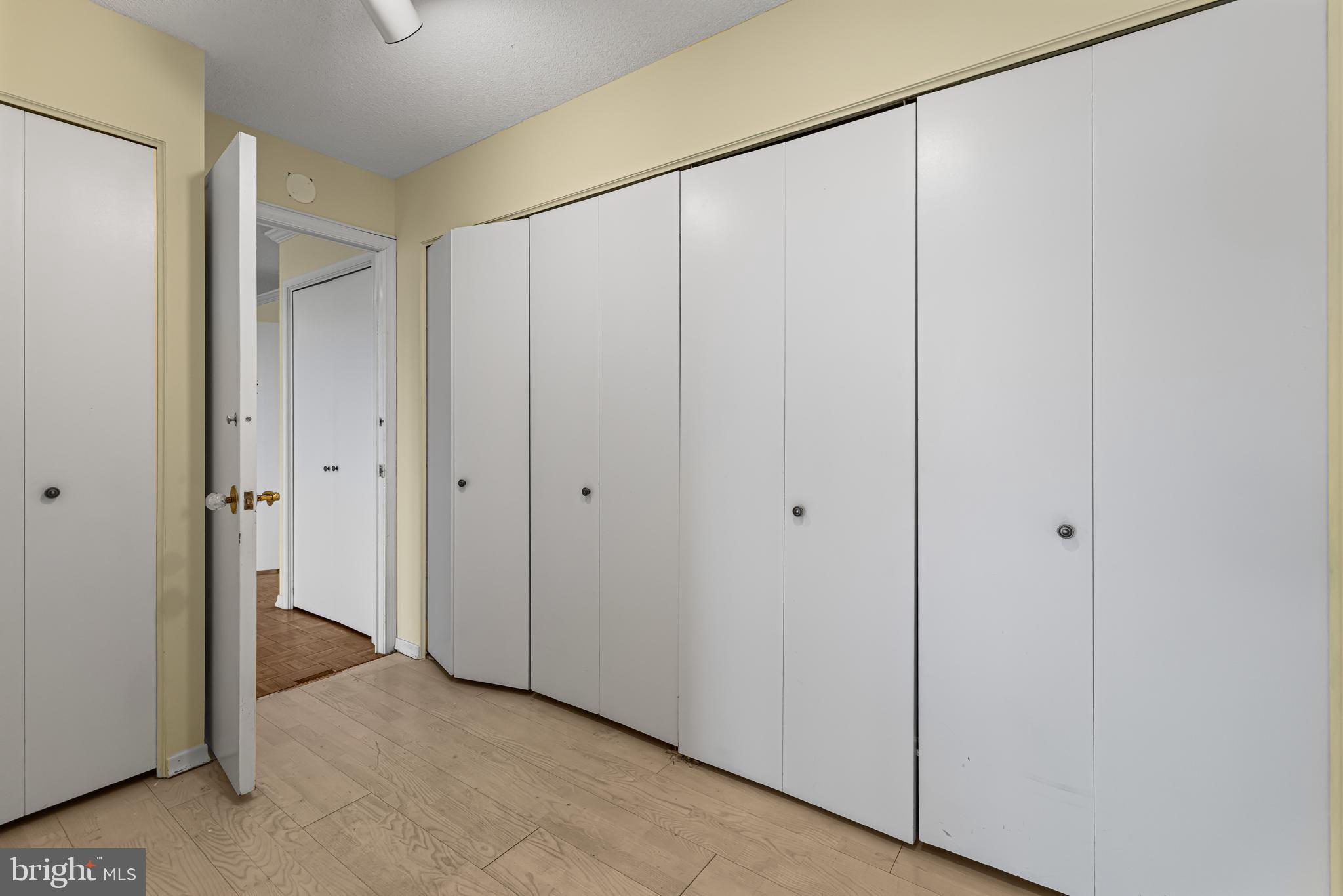 ELKINS PARK - Residential