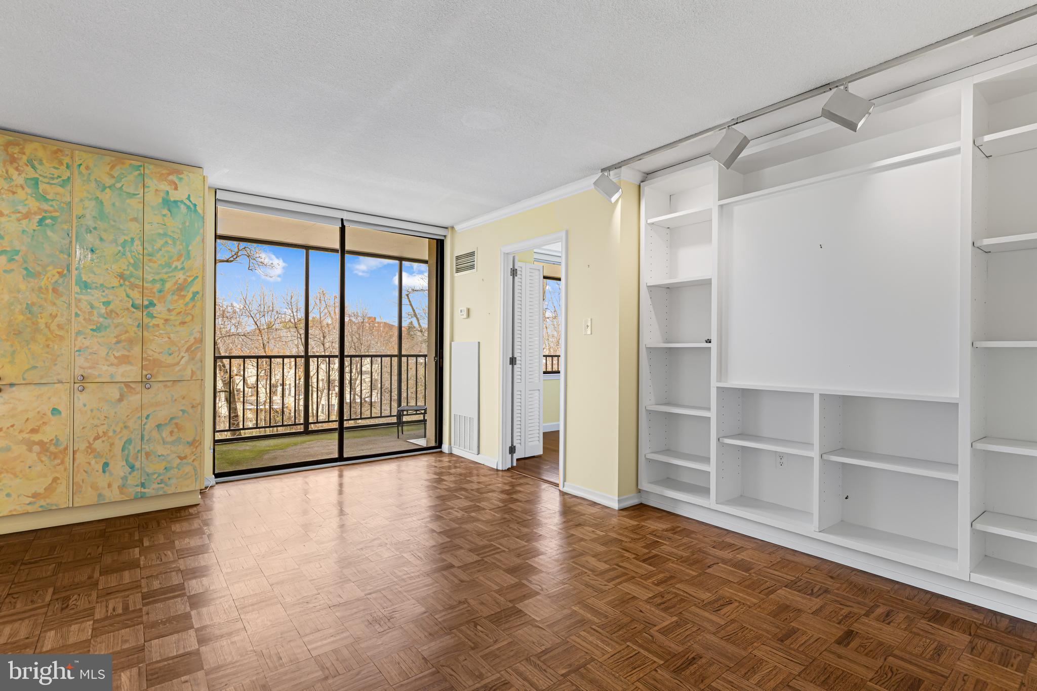 ELKINS PARK - Residential