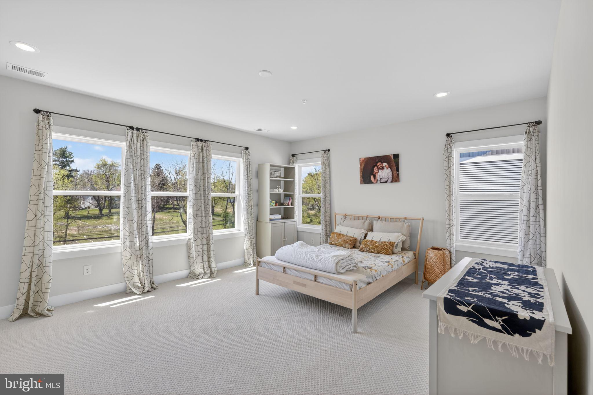 DOYLESTOWN WALK - Residential