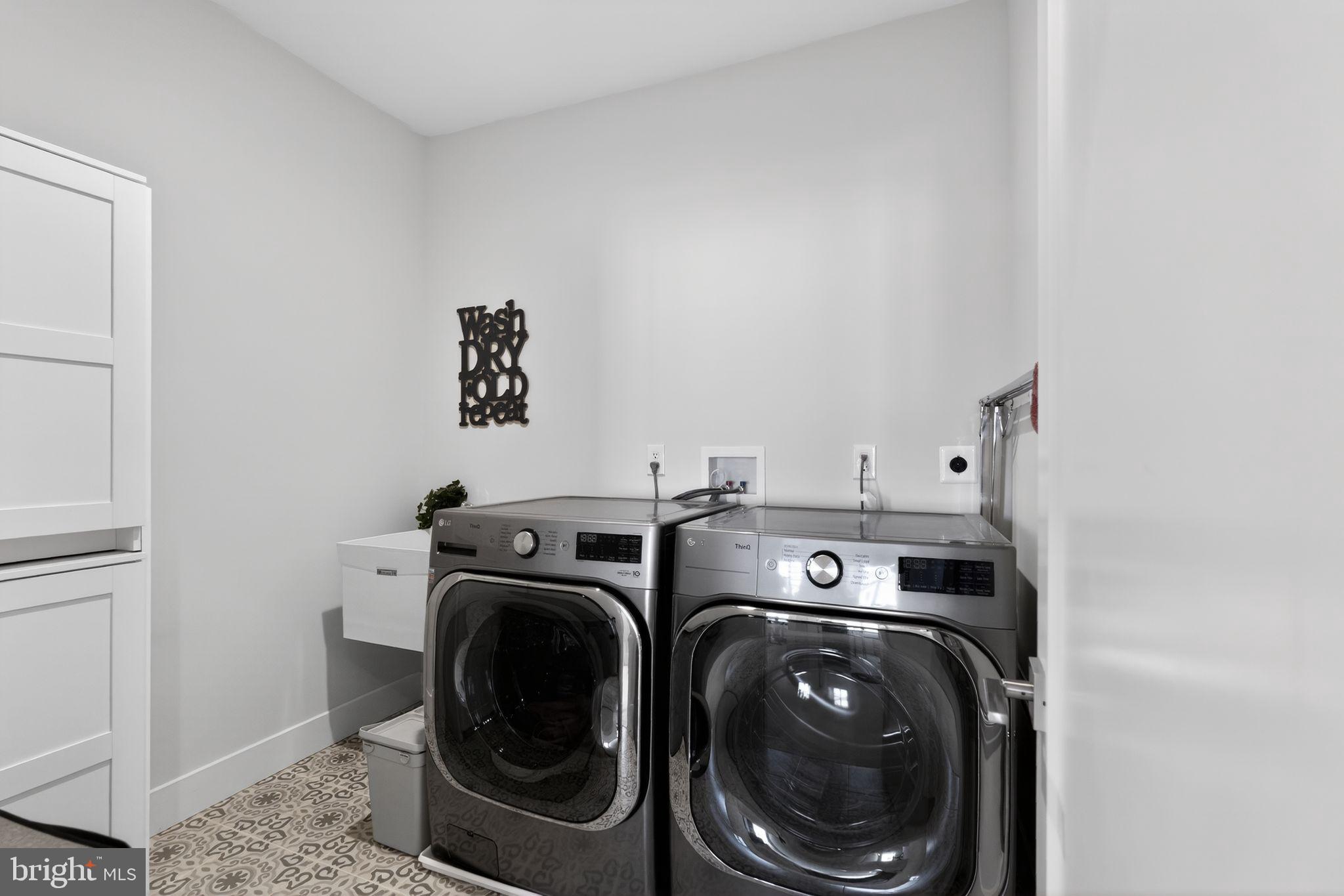 DOYLESTOWN WALK - Residential