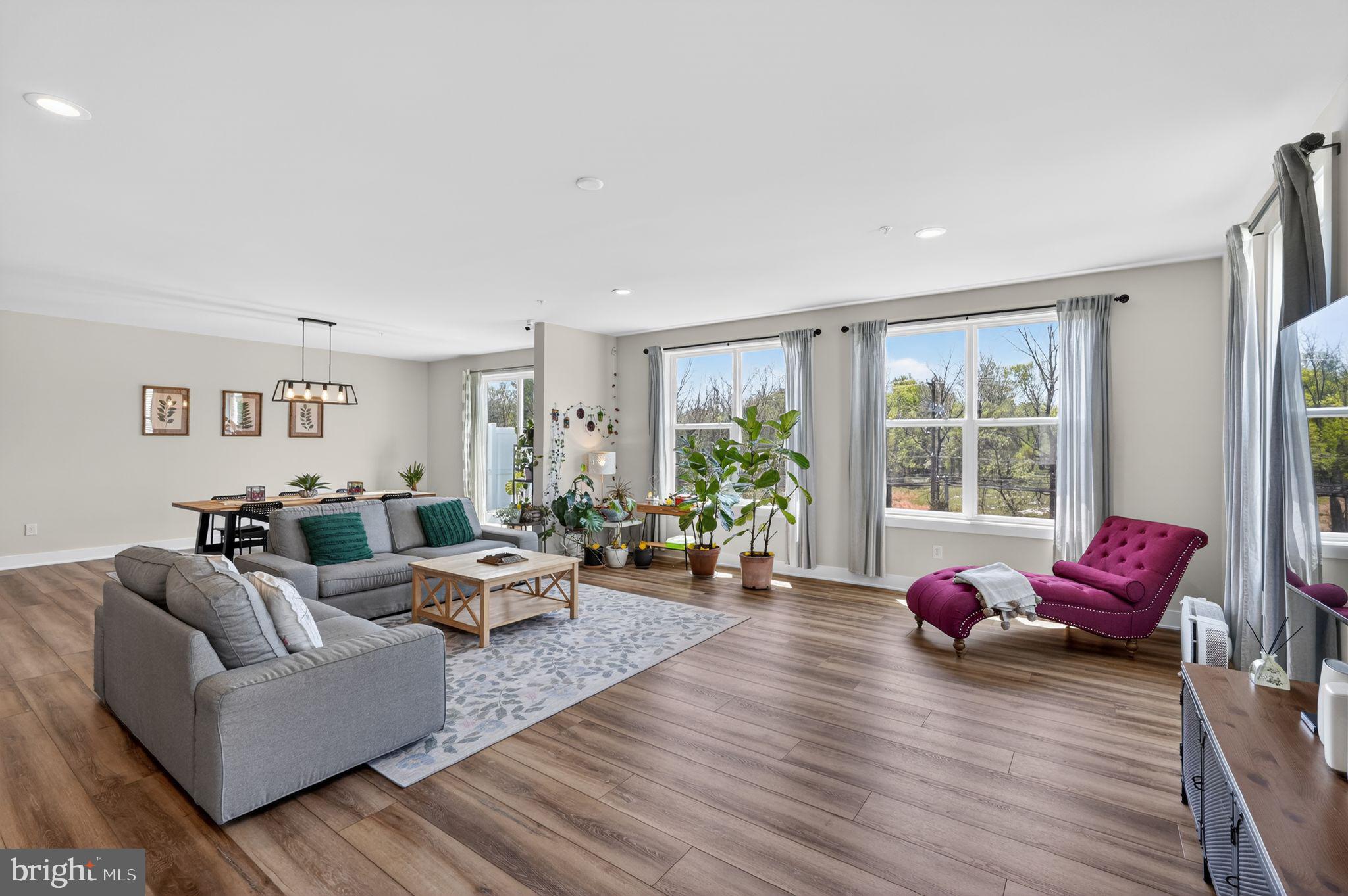 DOYLESTOWN WALK - Residential