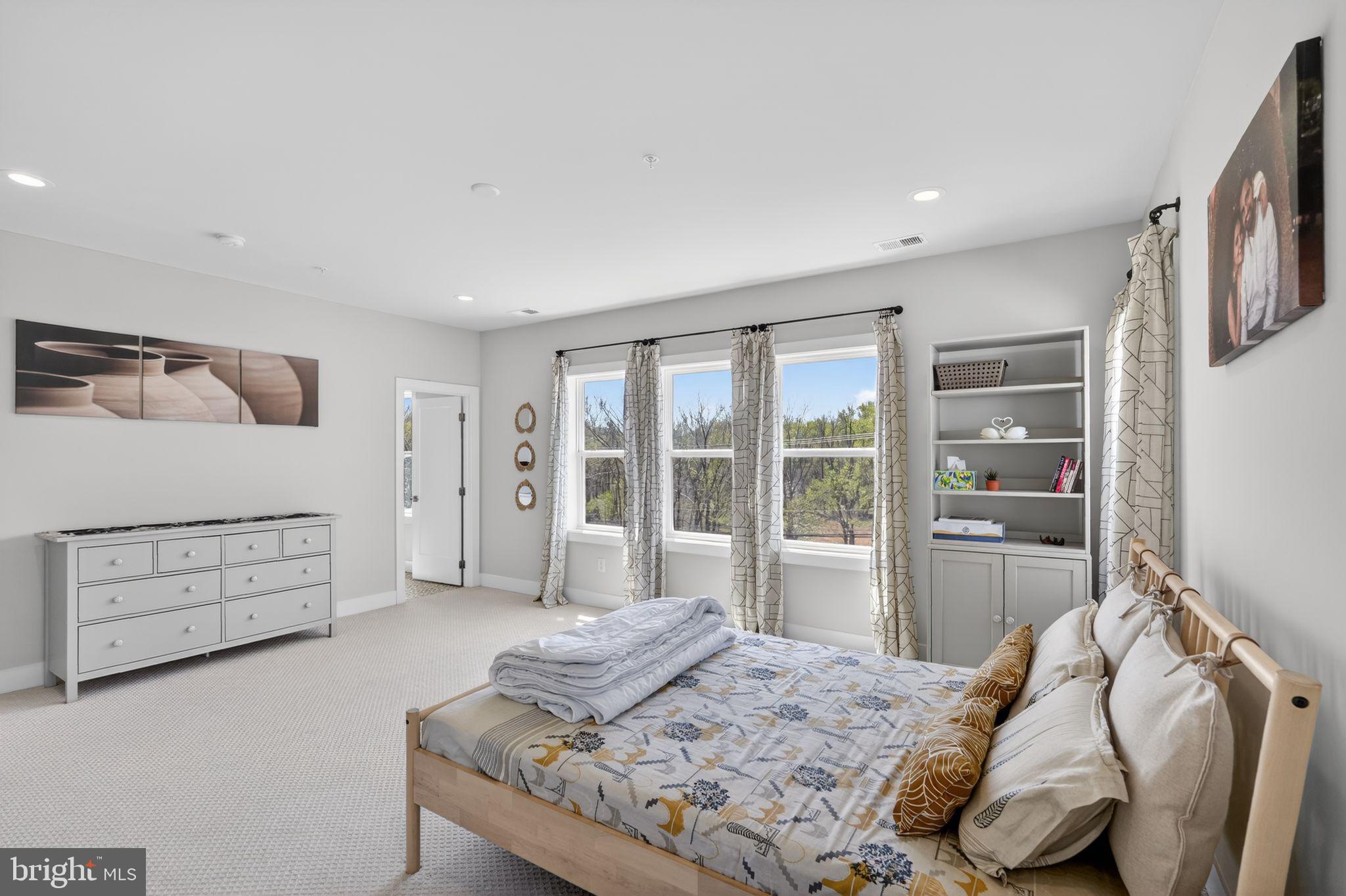 DOYLESTOWN WALK - Residential