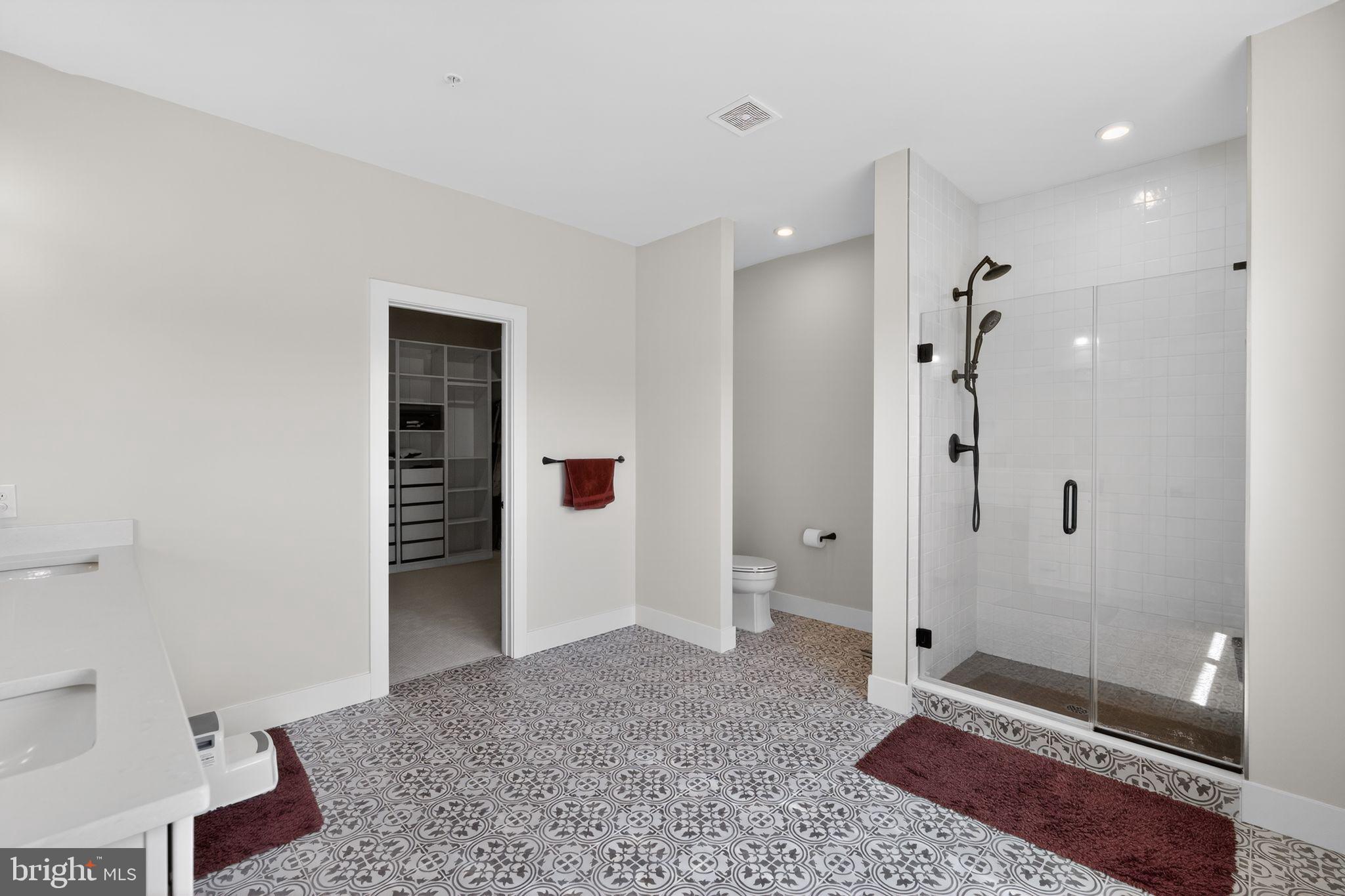 DOYLESTOWN WALK - Residential