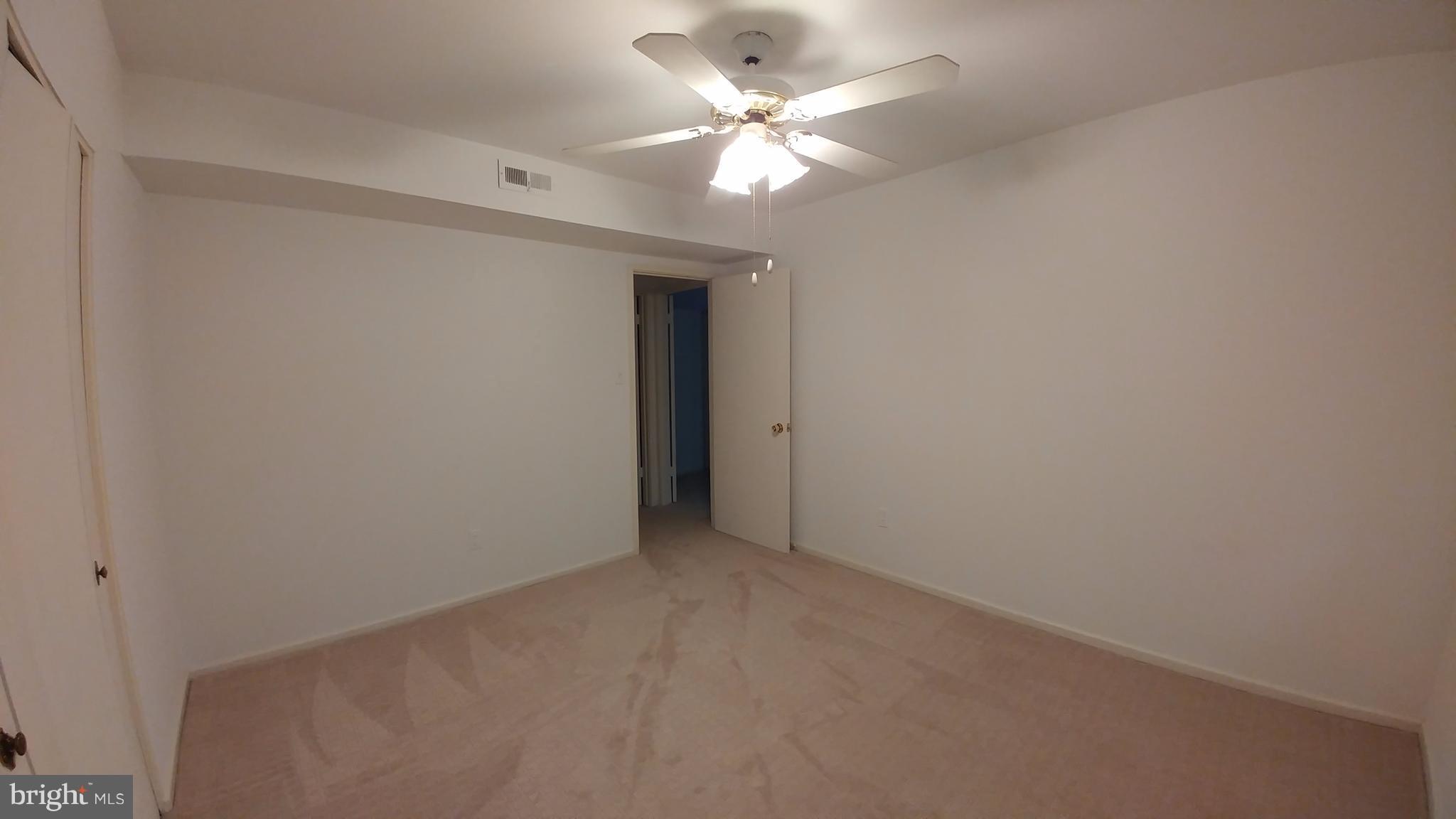 MOSBY WOODS GARDEN - Residential