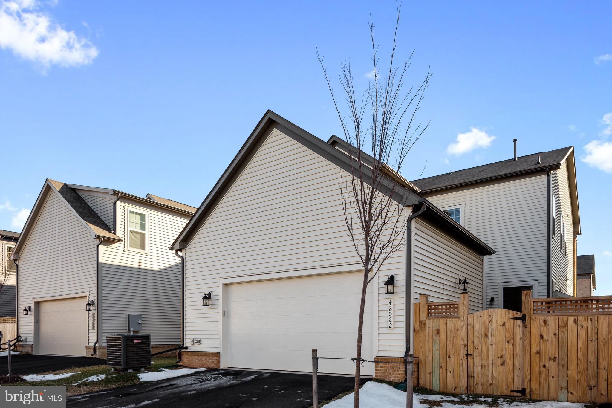 BRAMBLETON WEST PARK - Residential