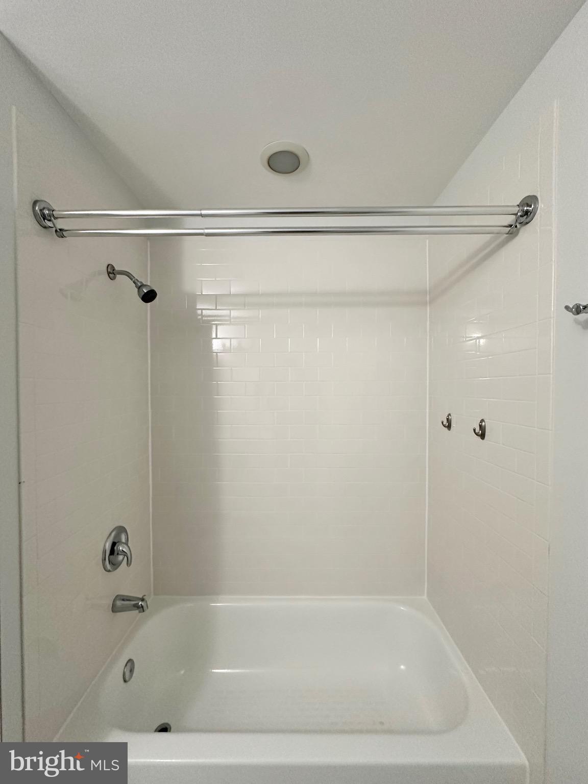 LAKEPORT - Residential Lease