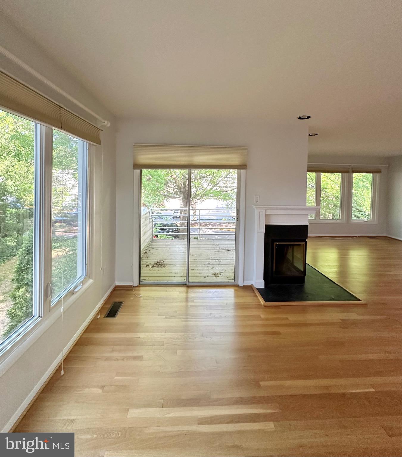 LAKEPORT - Residential Lease