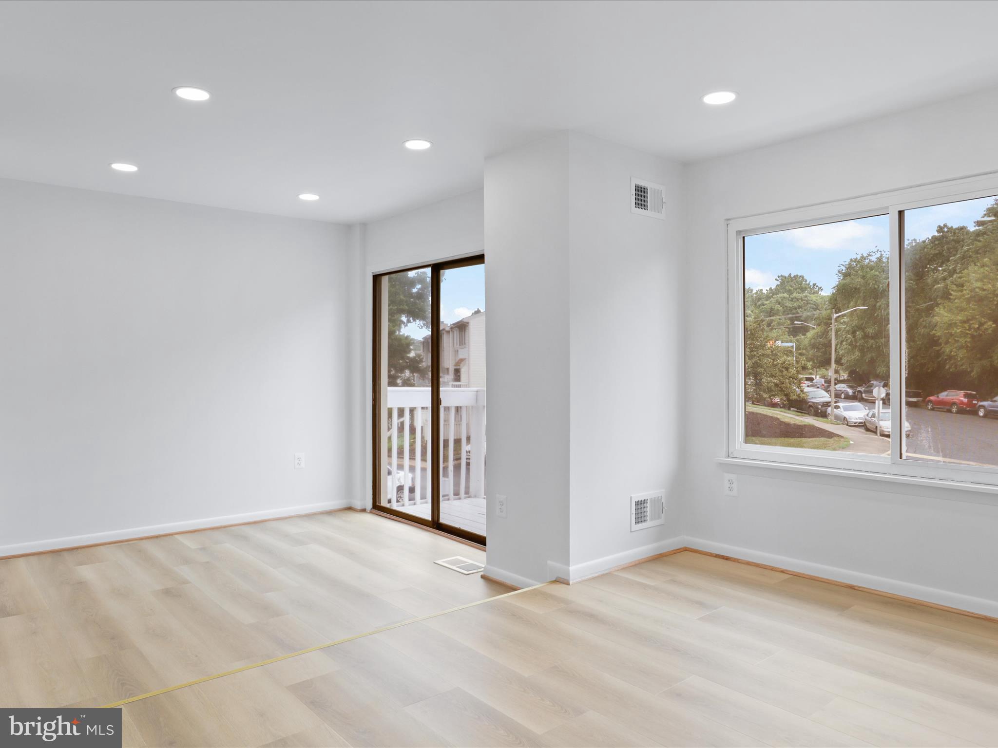 ELYSIAN WOODS - Residential