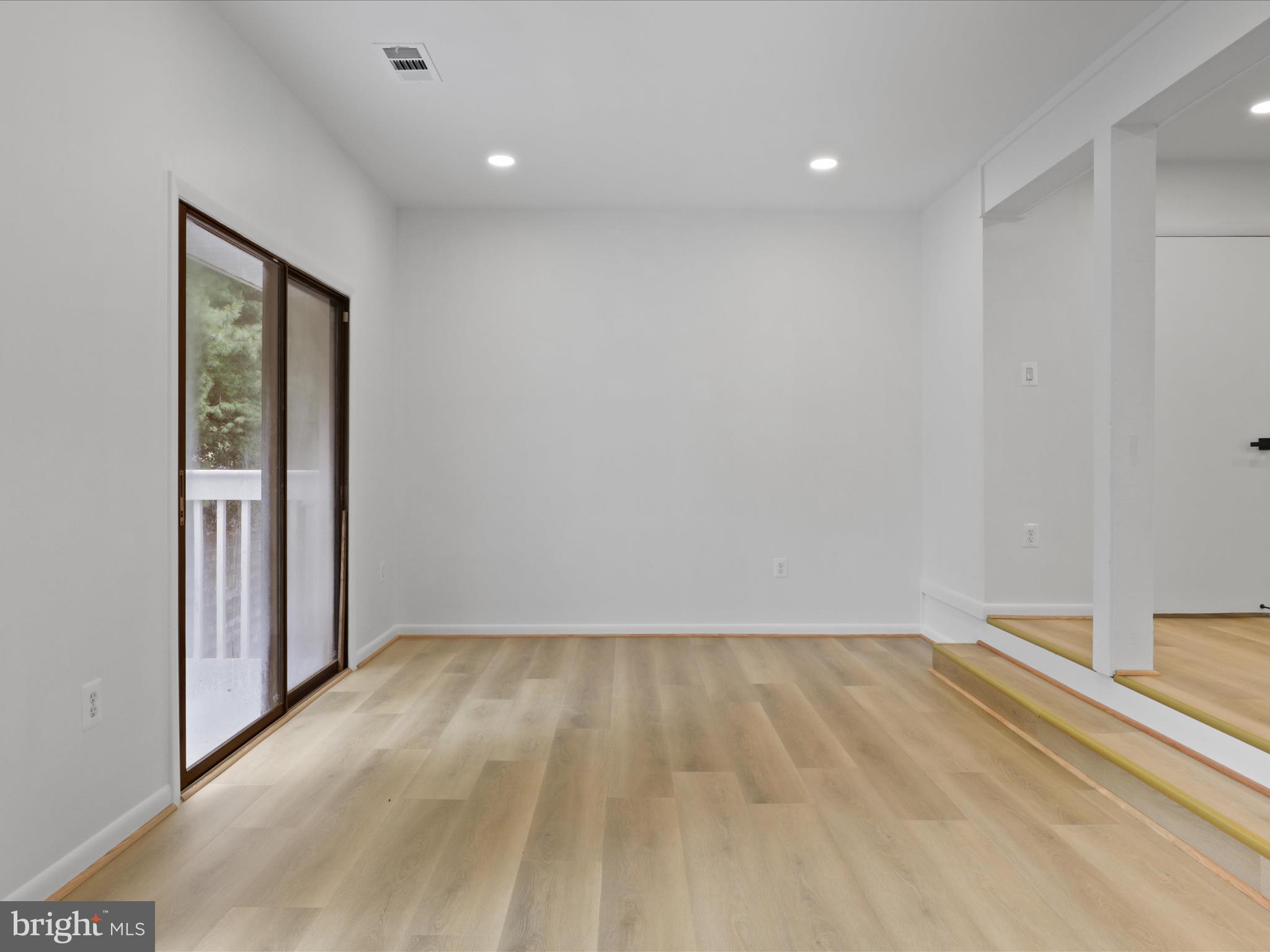 ELYSIAN WOODS - Residential